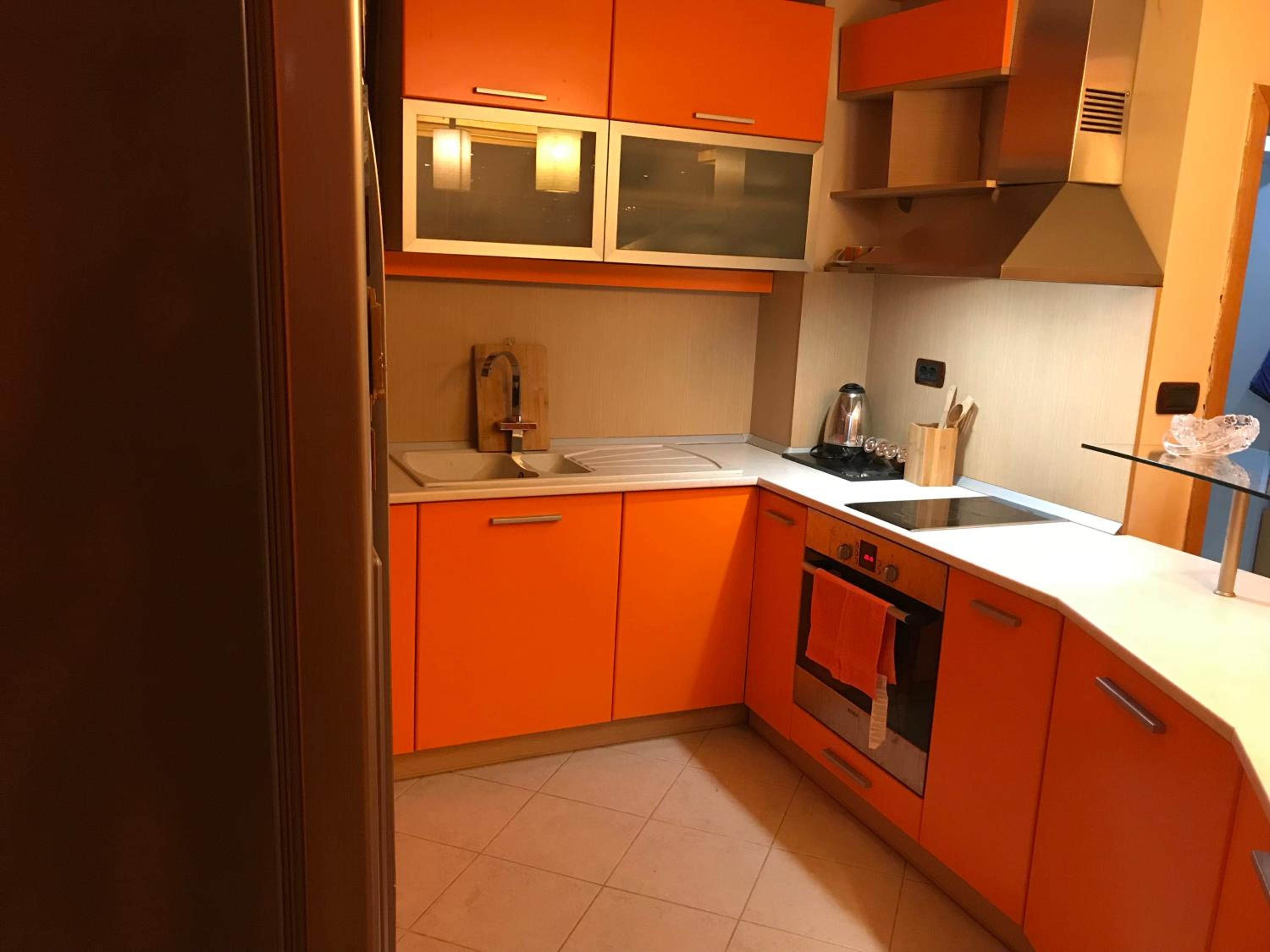 Fantastic 3 bedroom Apartment view 2