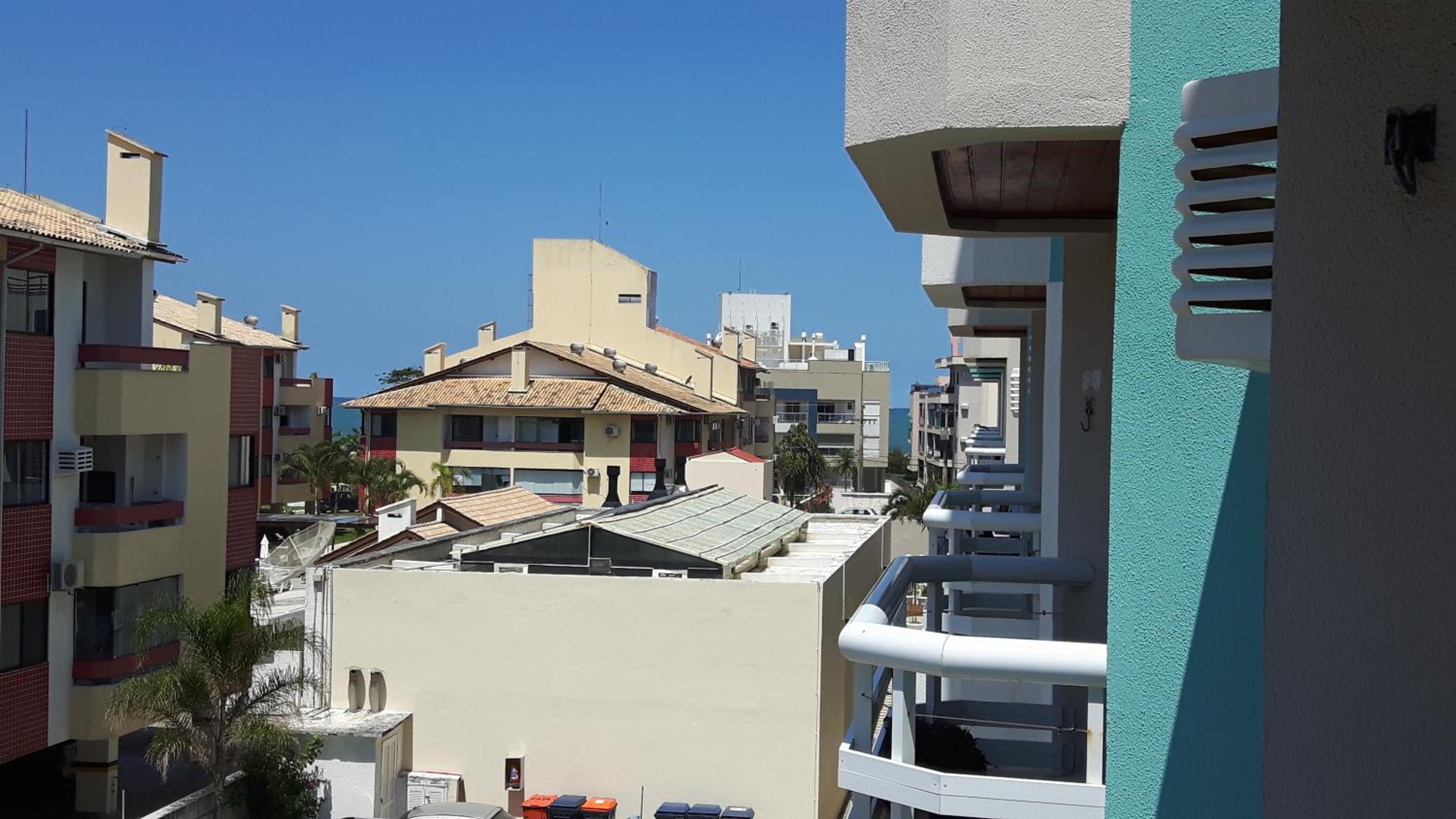 Apto Ingleses à 50mts da praia