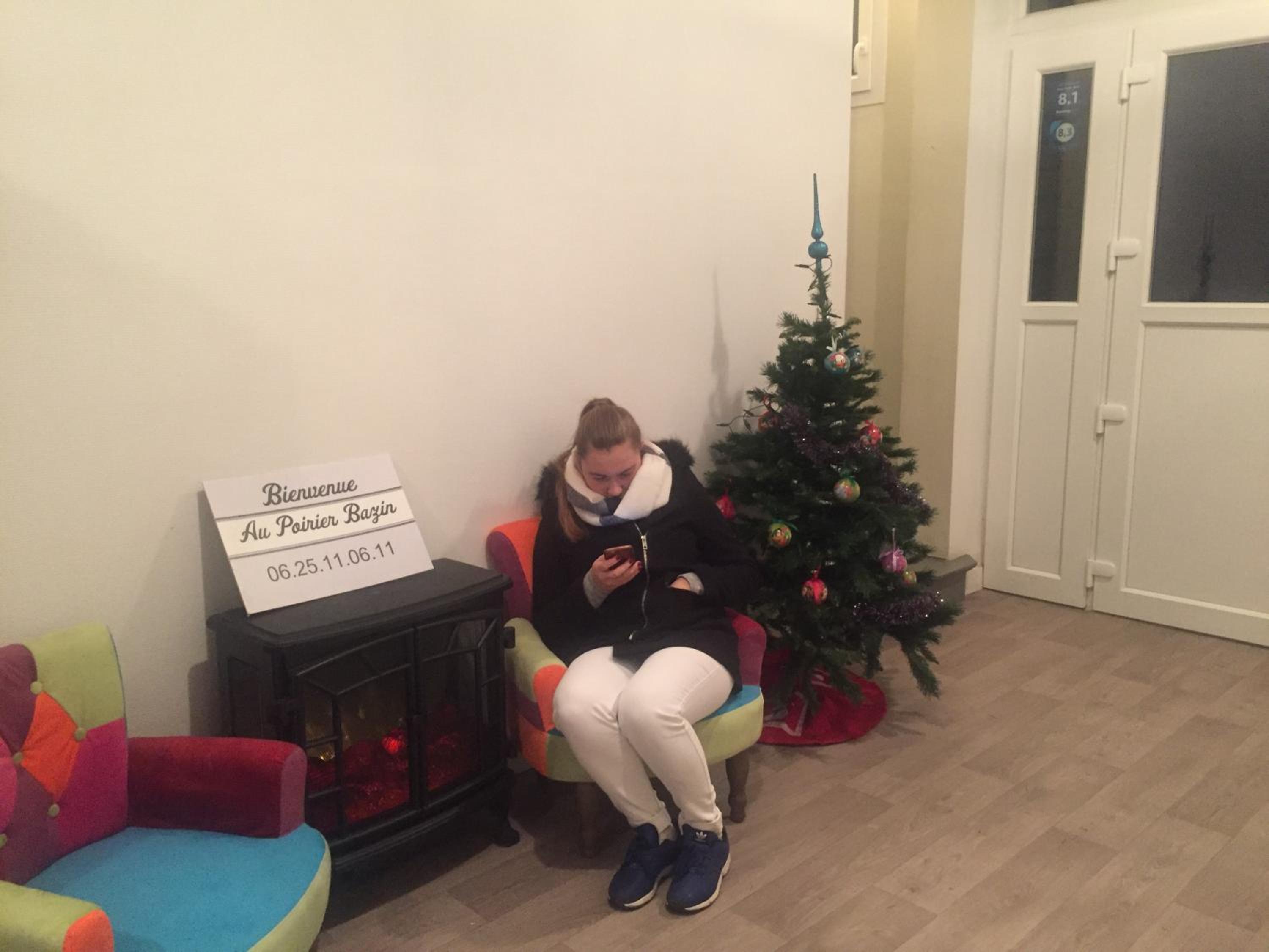 Photo 8