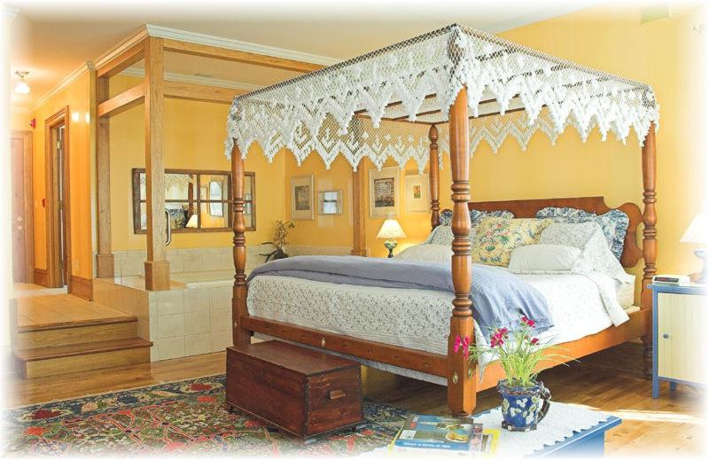 White Lace Inn