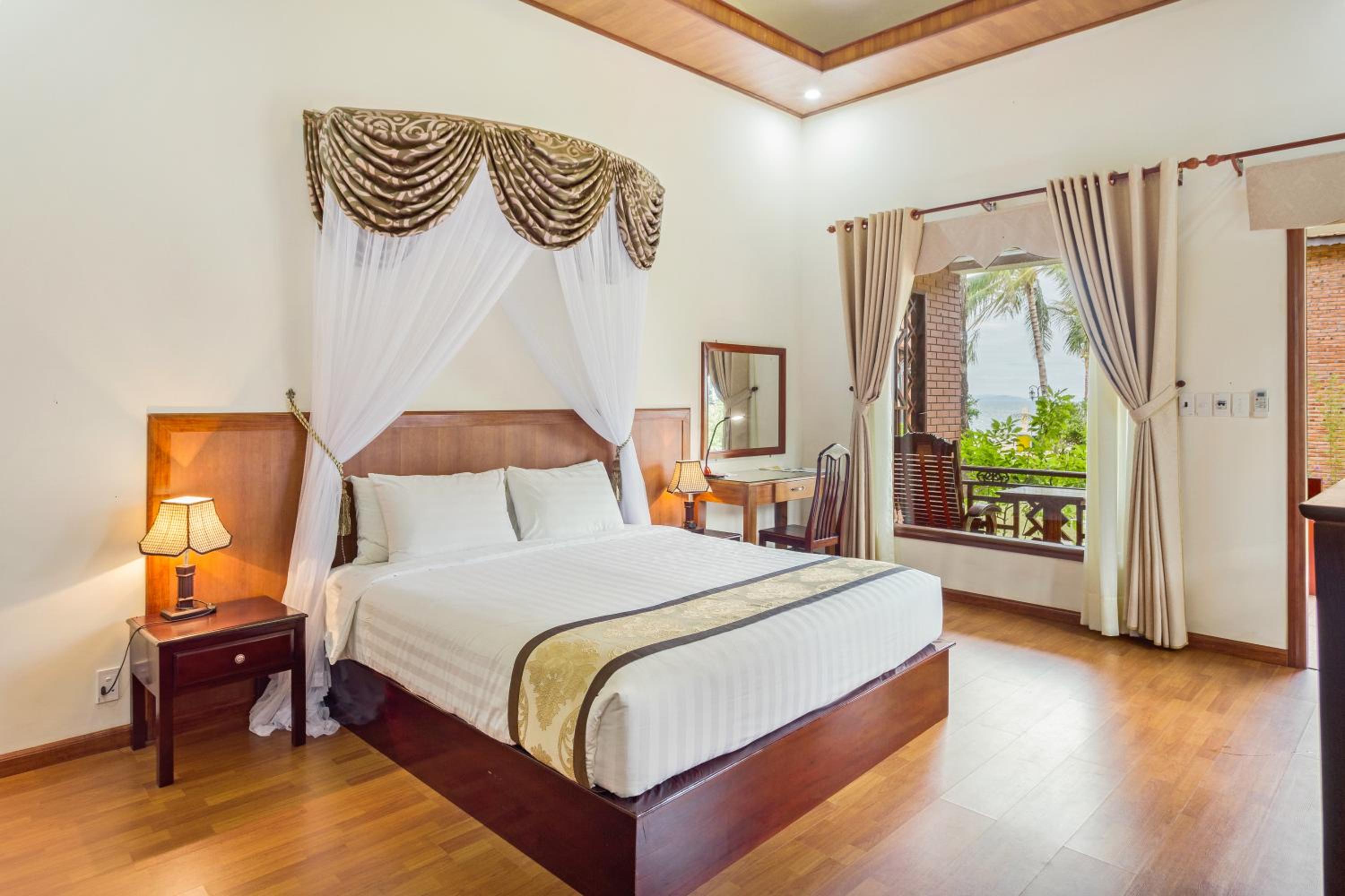 Gold Coast Phu Quoc Beach Resort