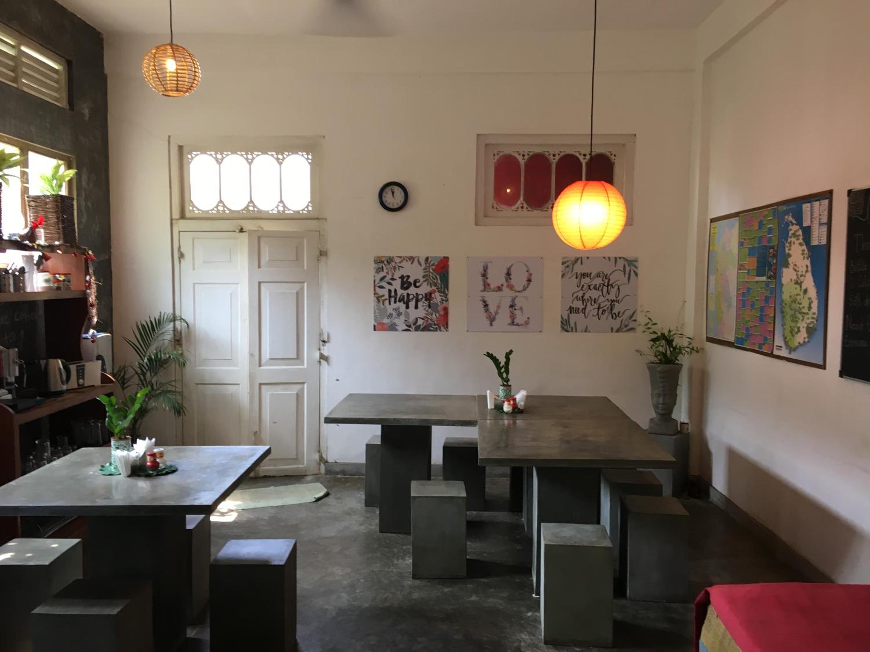 Colombo Beach Hostel