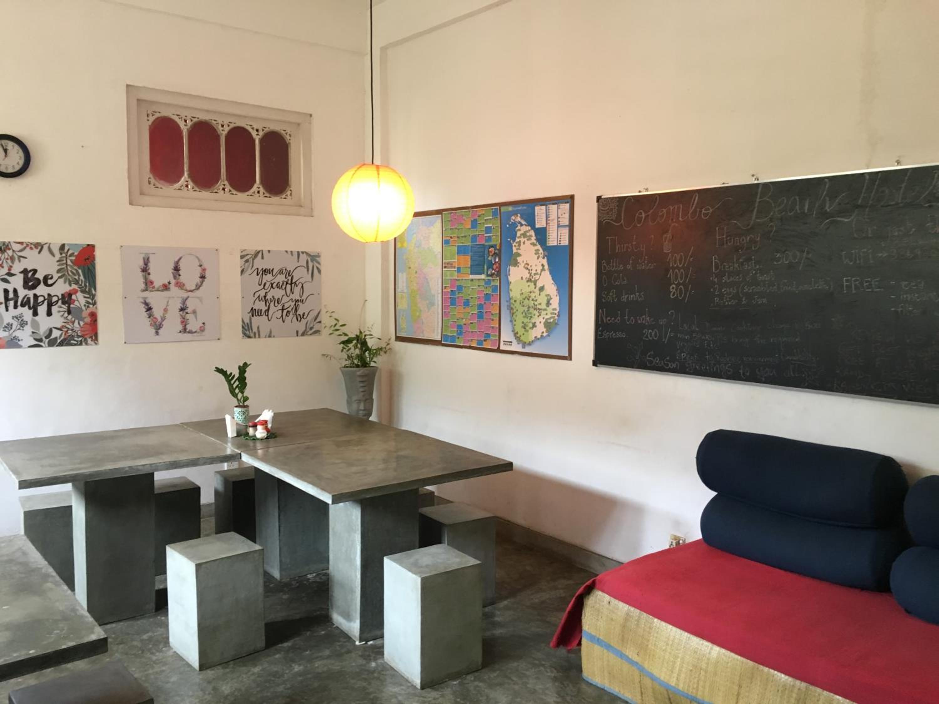 Colombo Beach Hostel