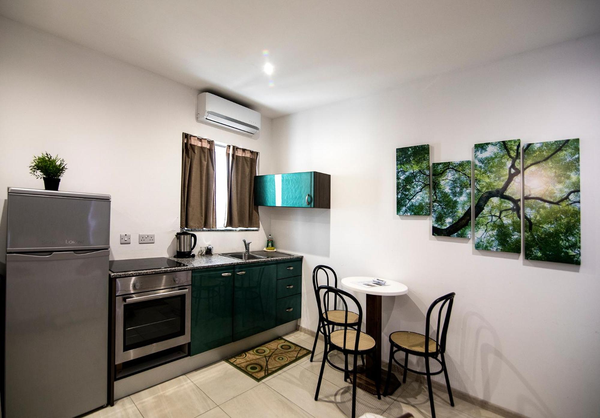 Estrella Lodging