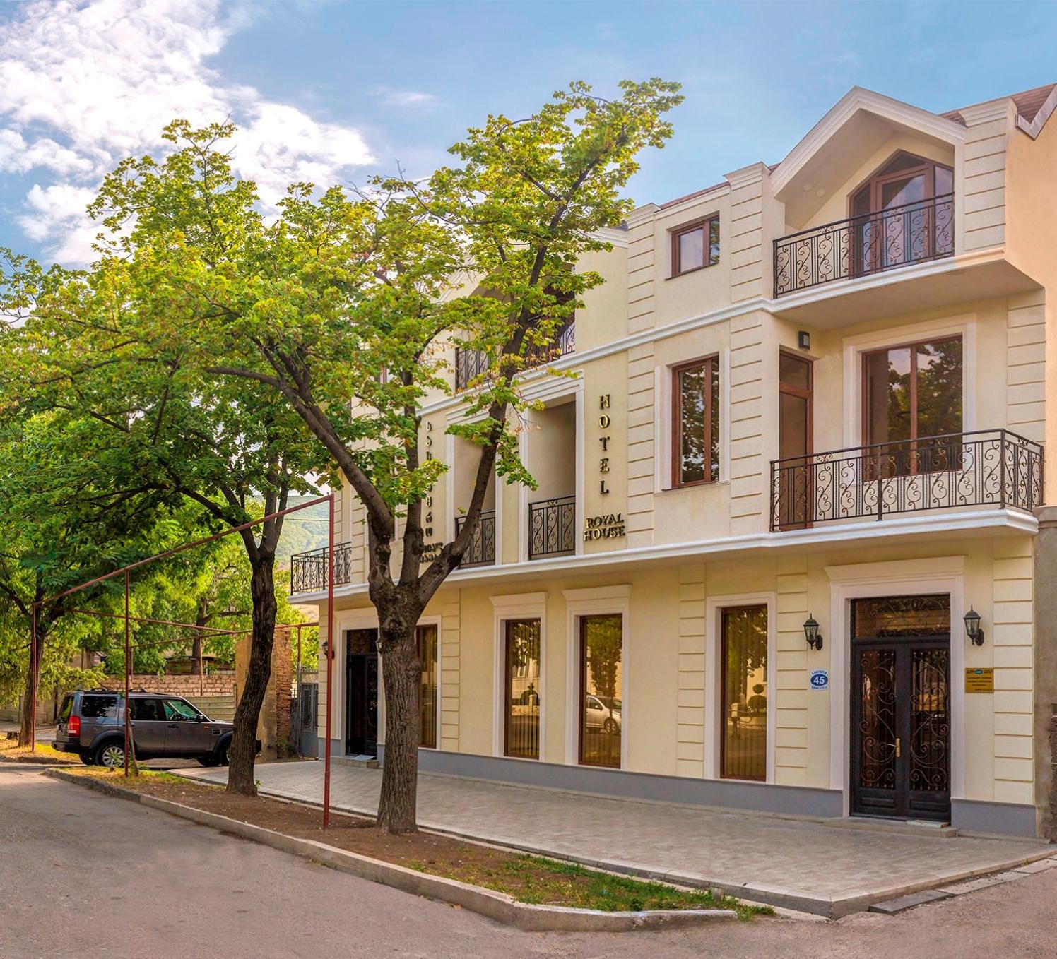 Hotel Royal House - Image 1