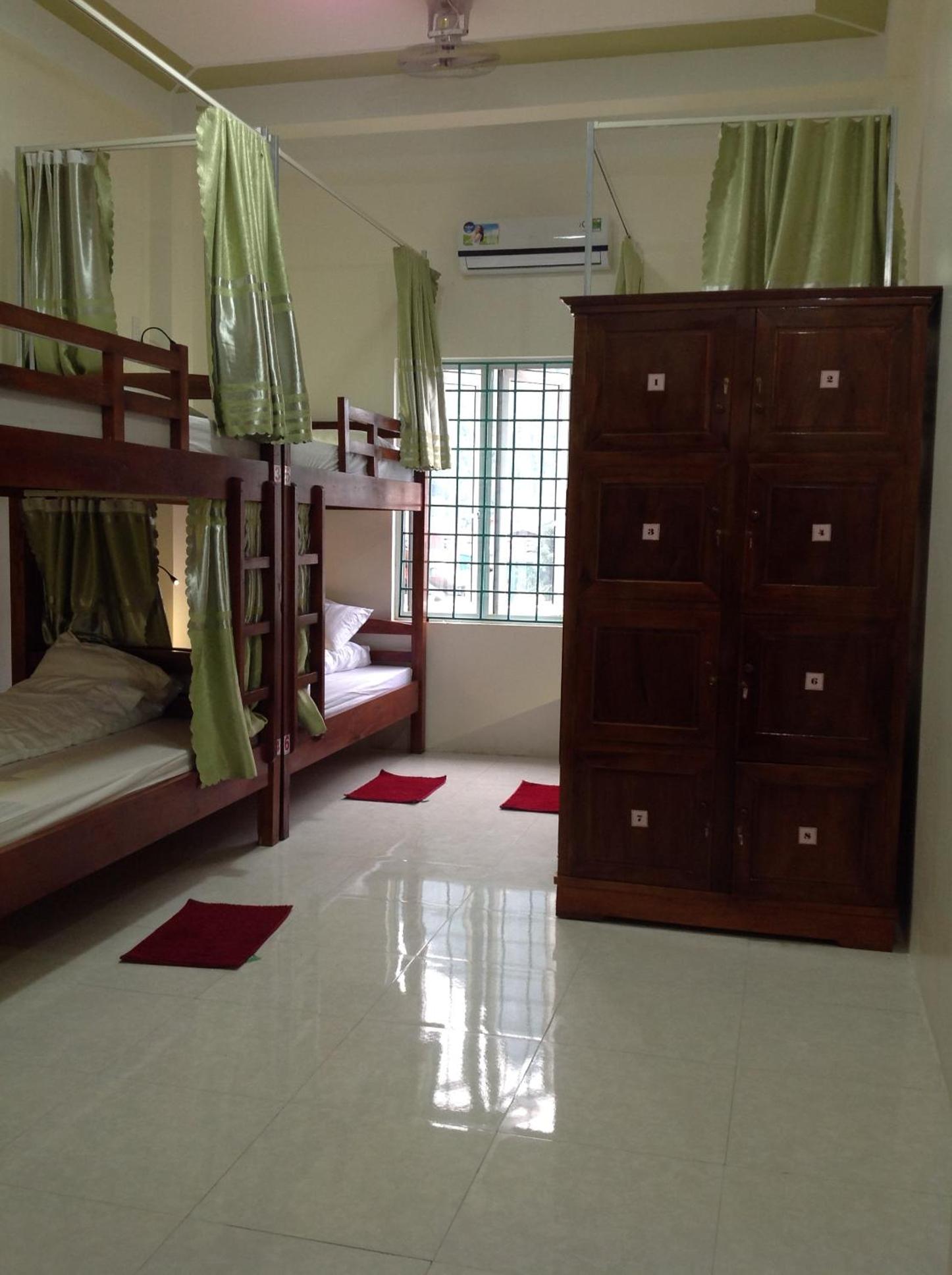 Ha Giang 1 Hostel and Loop Tour