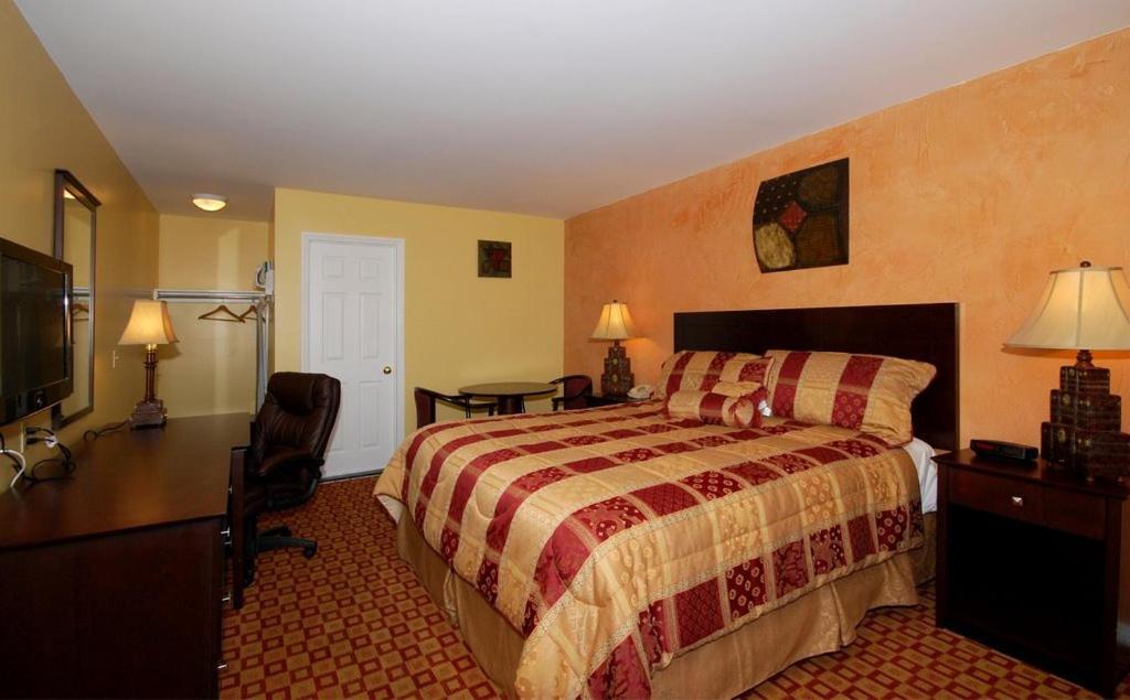 Santa Clarita Motel - Near six Flags Magic Mountain - Valencia - Property Image 7