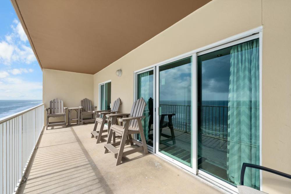 Crystal Shores West 704 by Youngs Suncoast