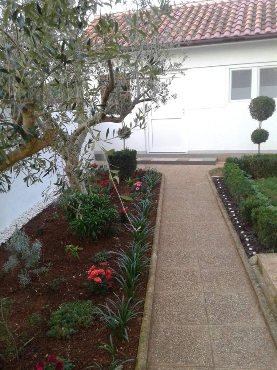 Photo 28