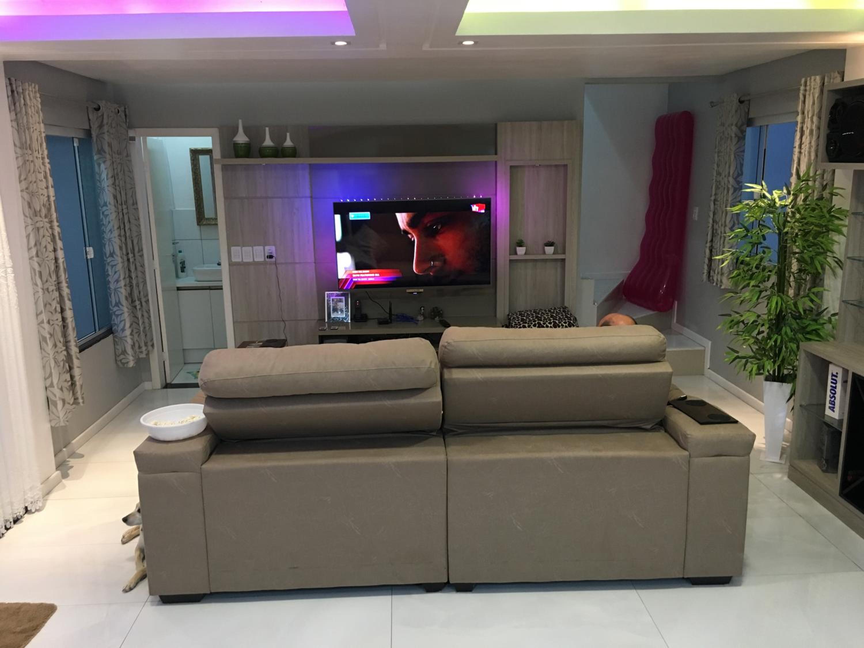 Casa com Piscina temporada
