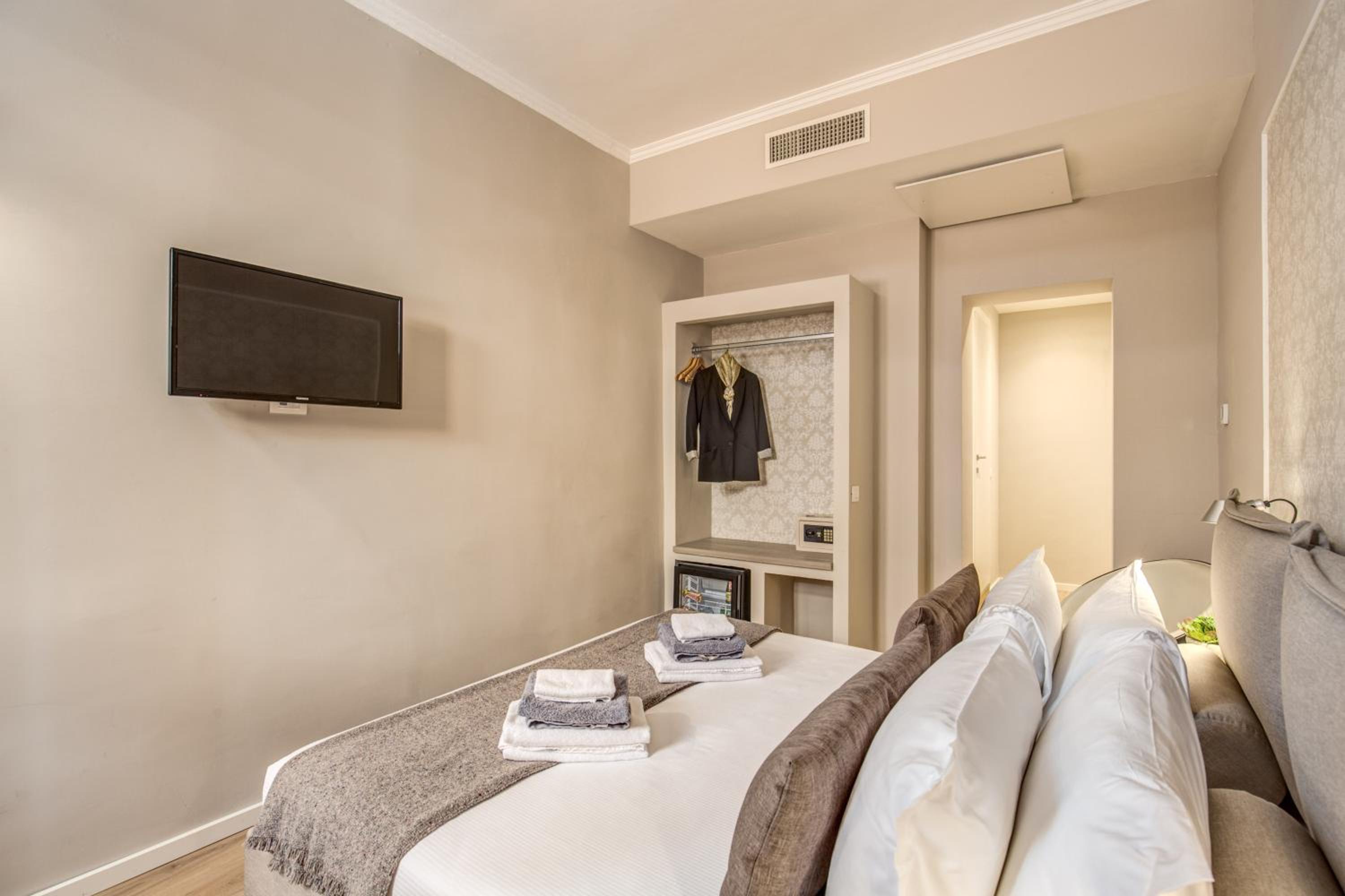 The Spanish Suite Via di Ripetta