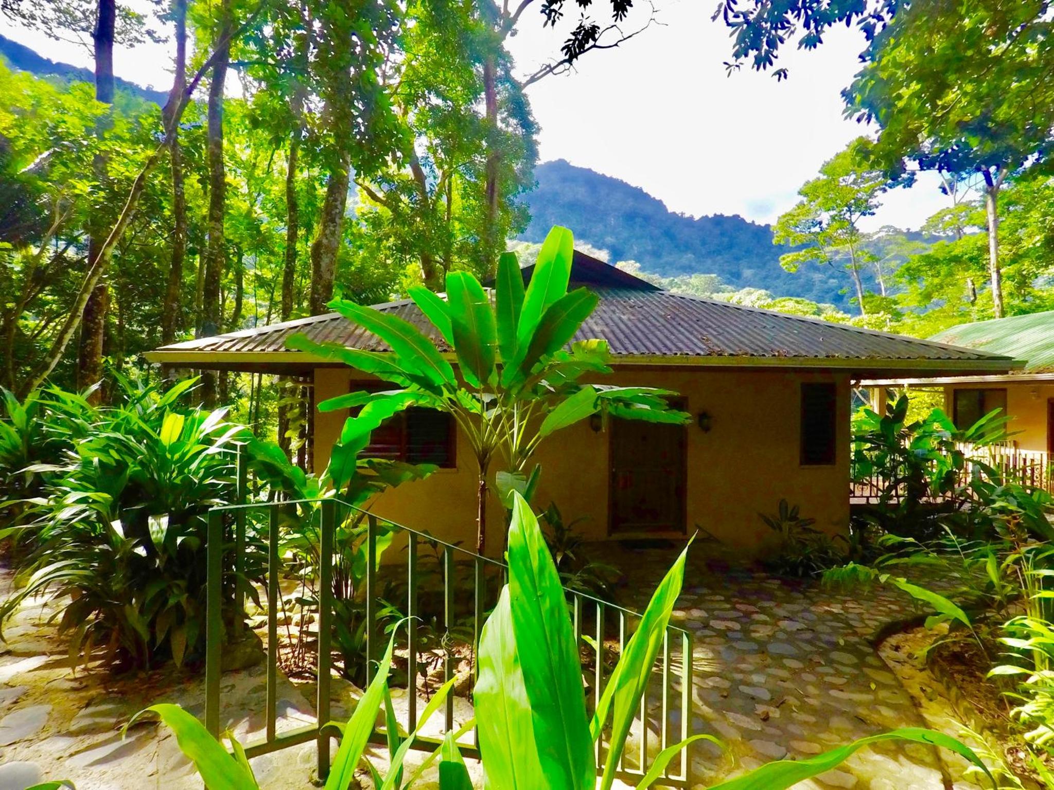 Villas Pico Bonito