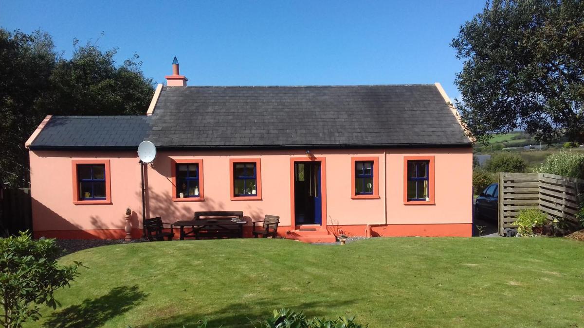Manannan Cottage, Beara view 4