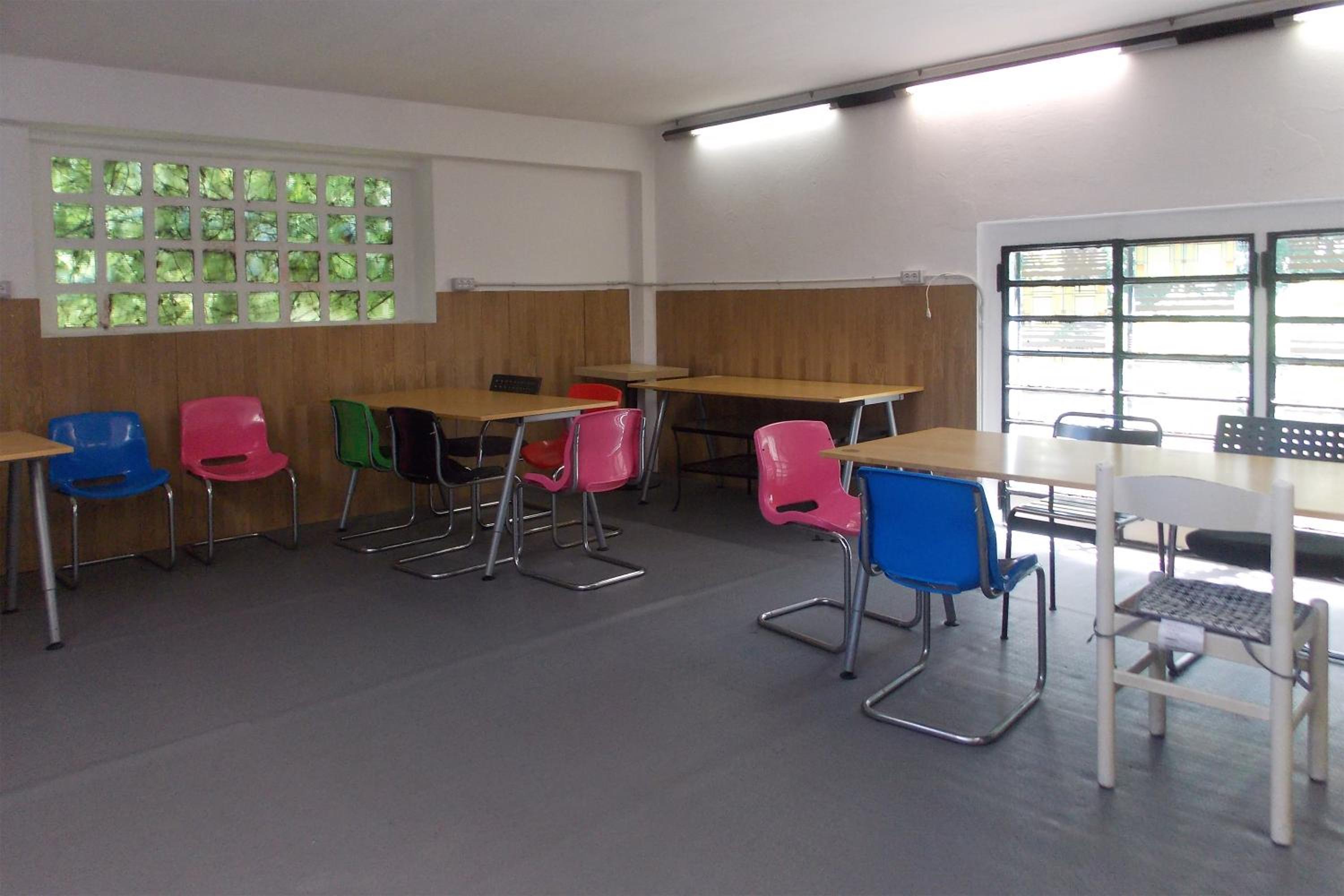 Hostel Colours