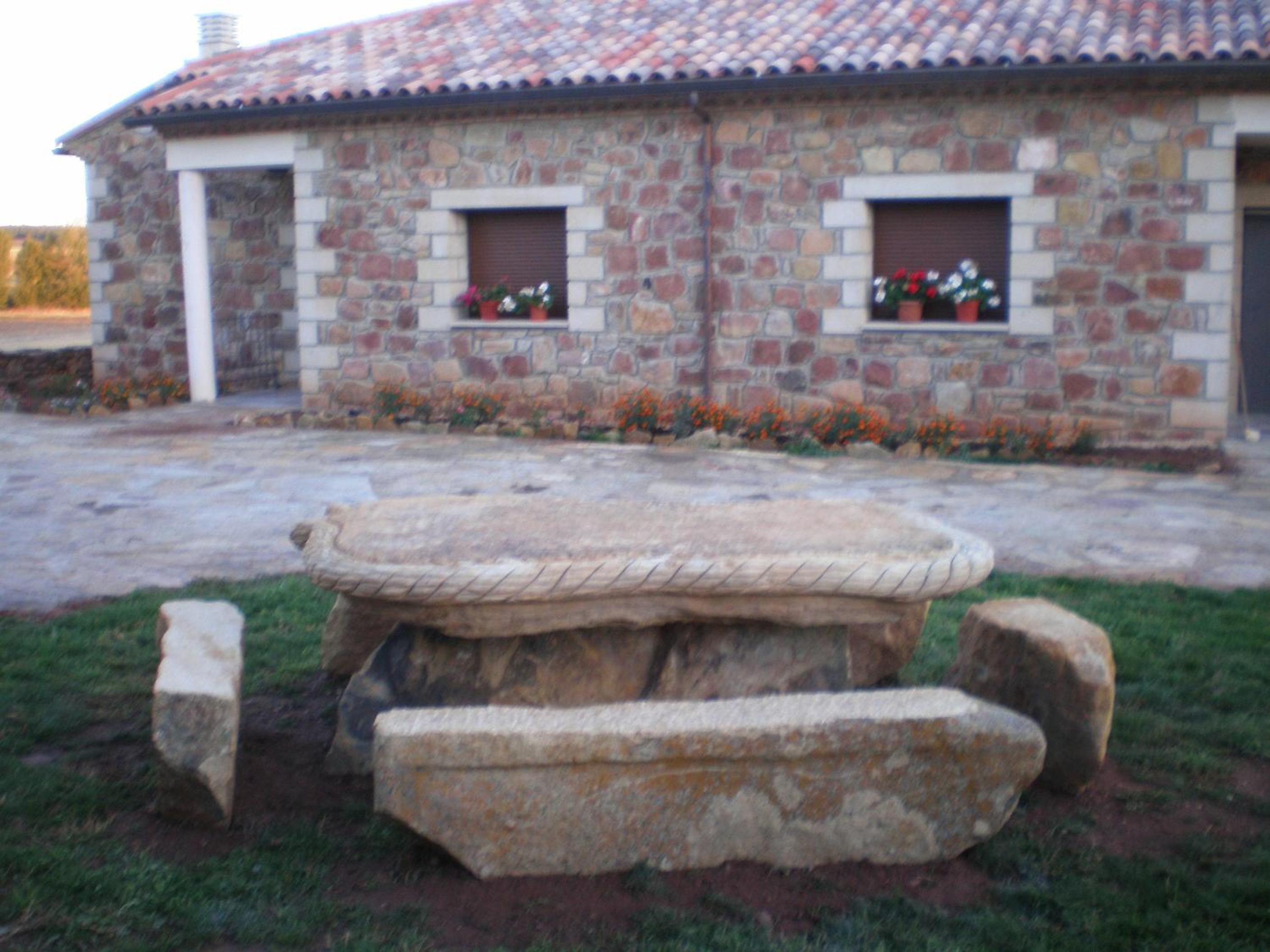 Photo 48