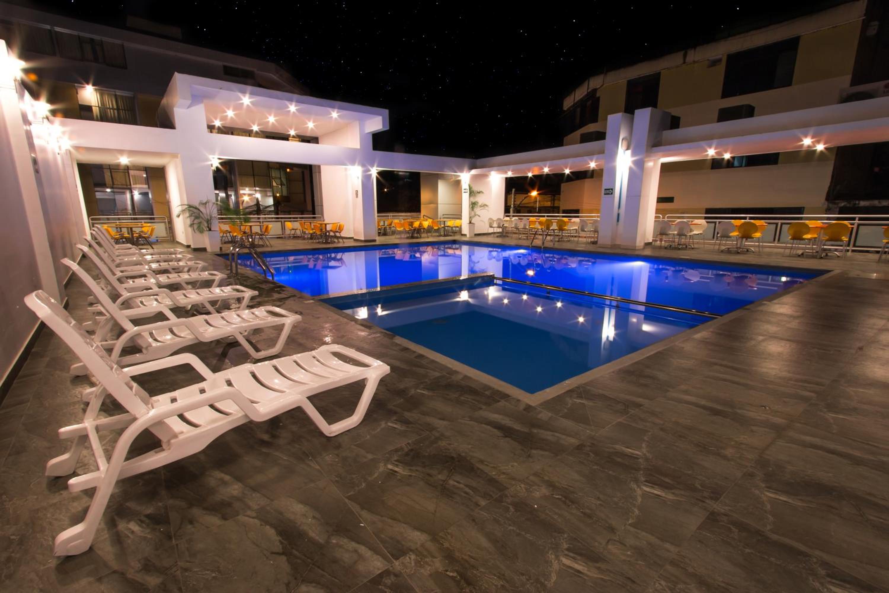 swimming pool