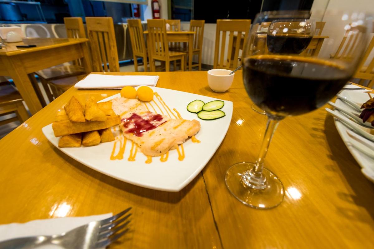restaurant
