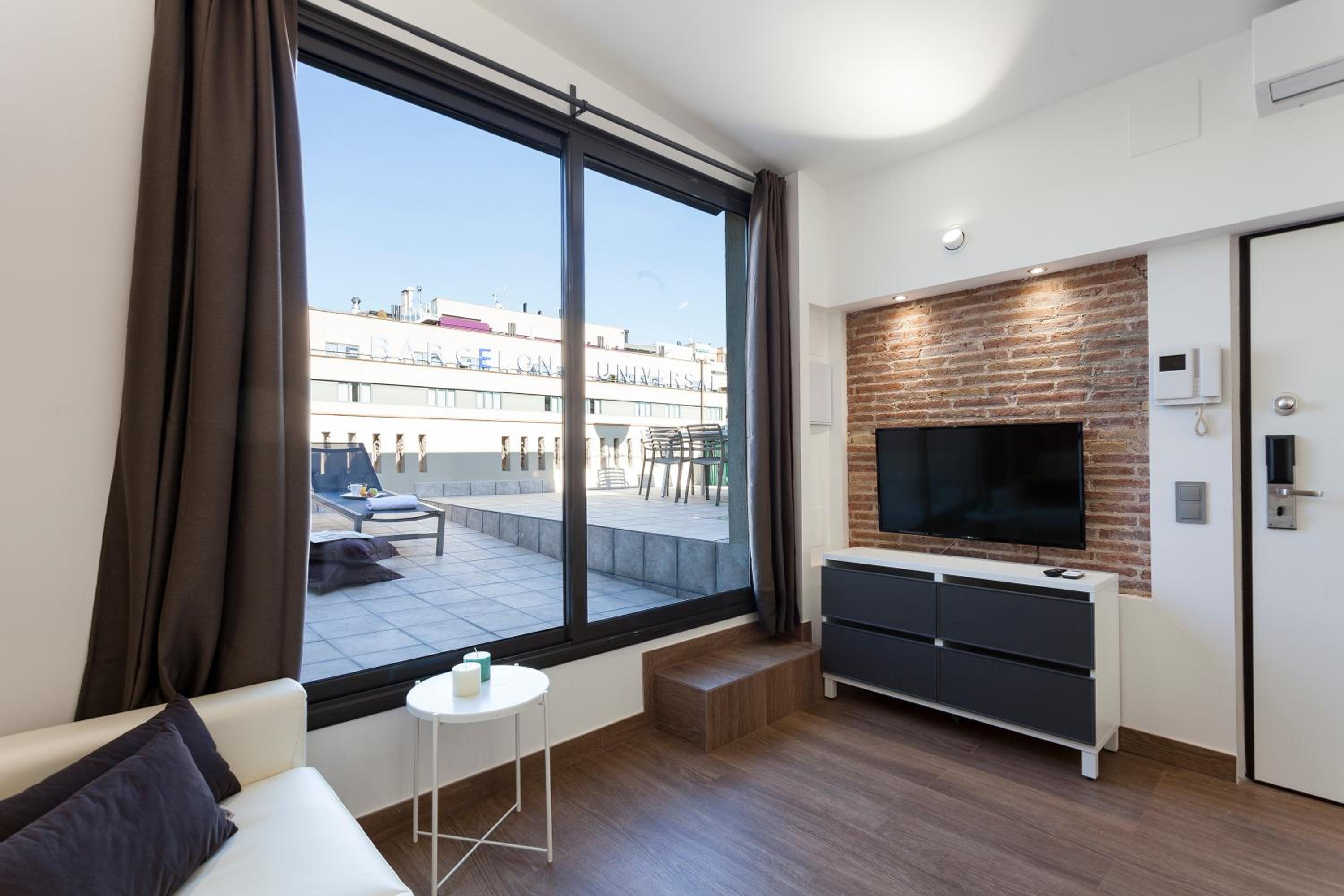 AB Paral·lel Spacious Apartments