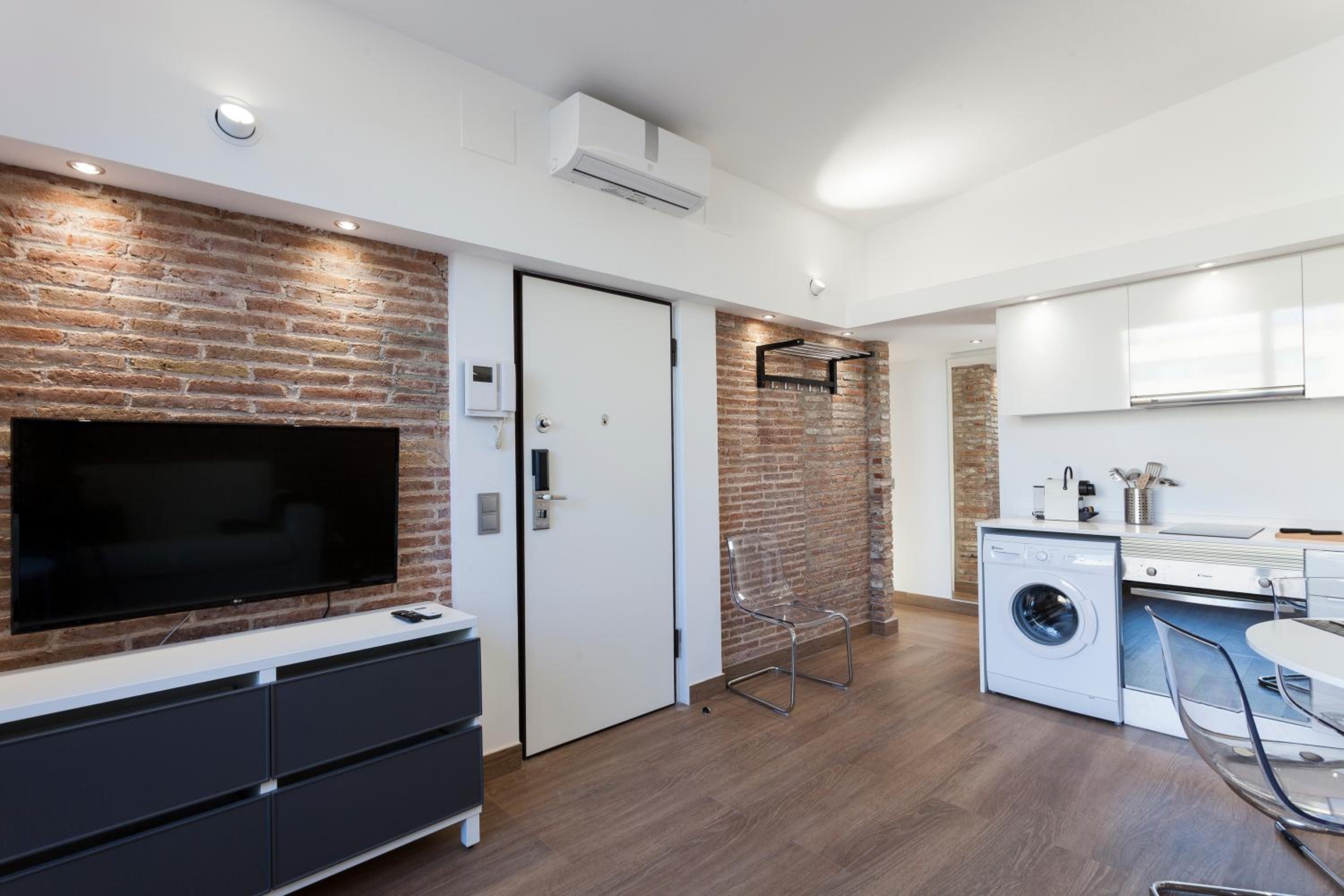 AB Paral·lel Spacious Apartments