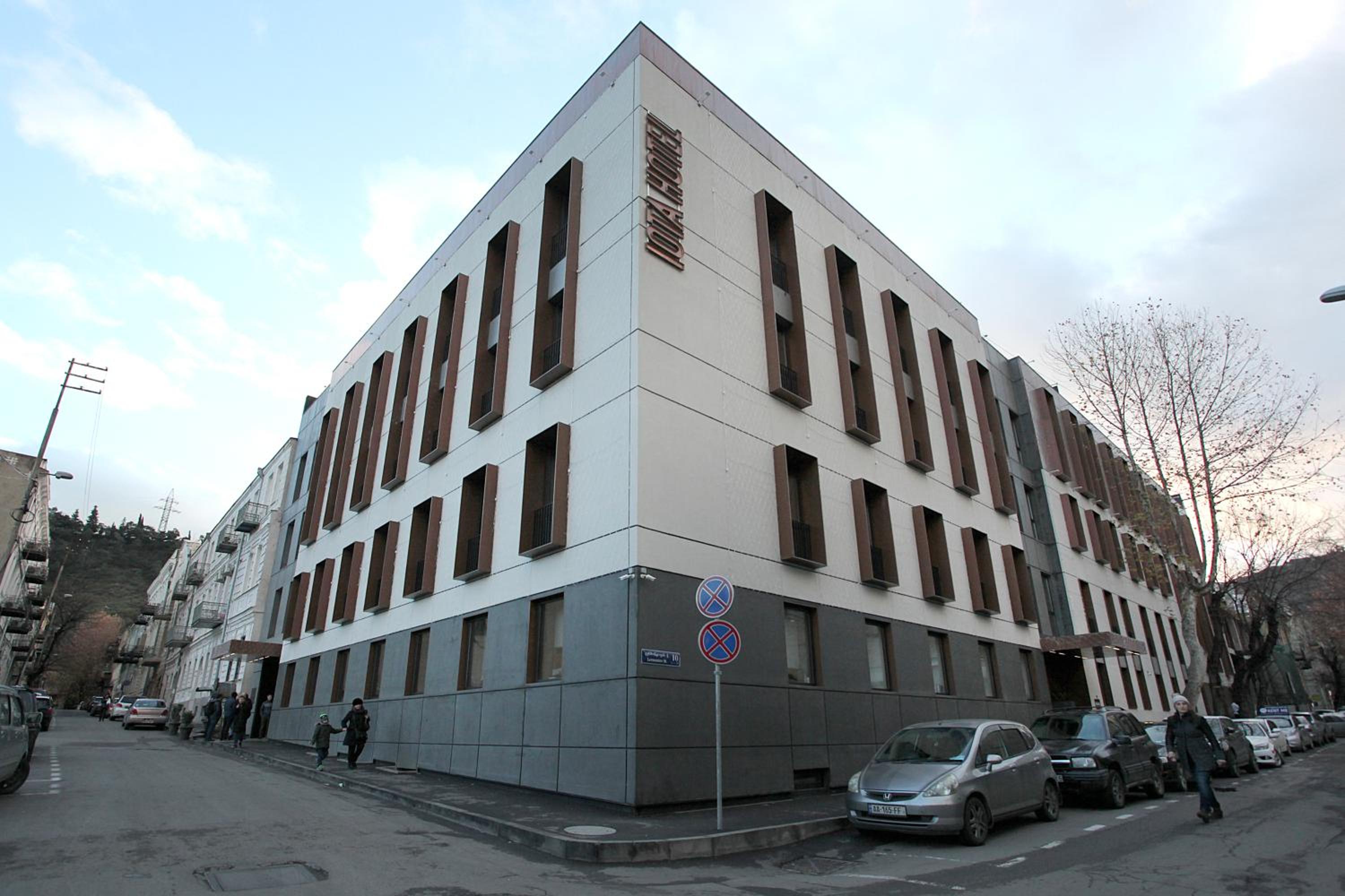 Photo 38