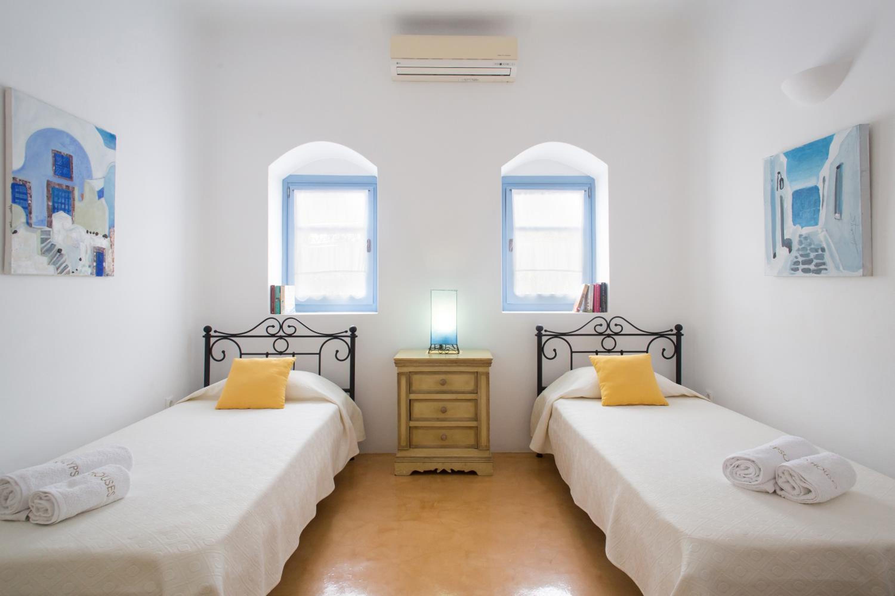 Theros Houses Santorini photo 2