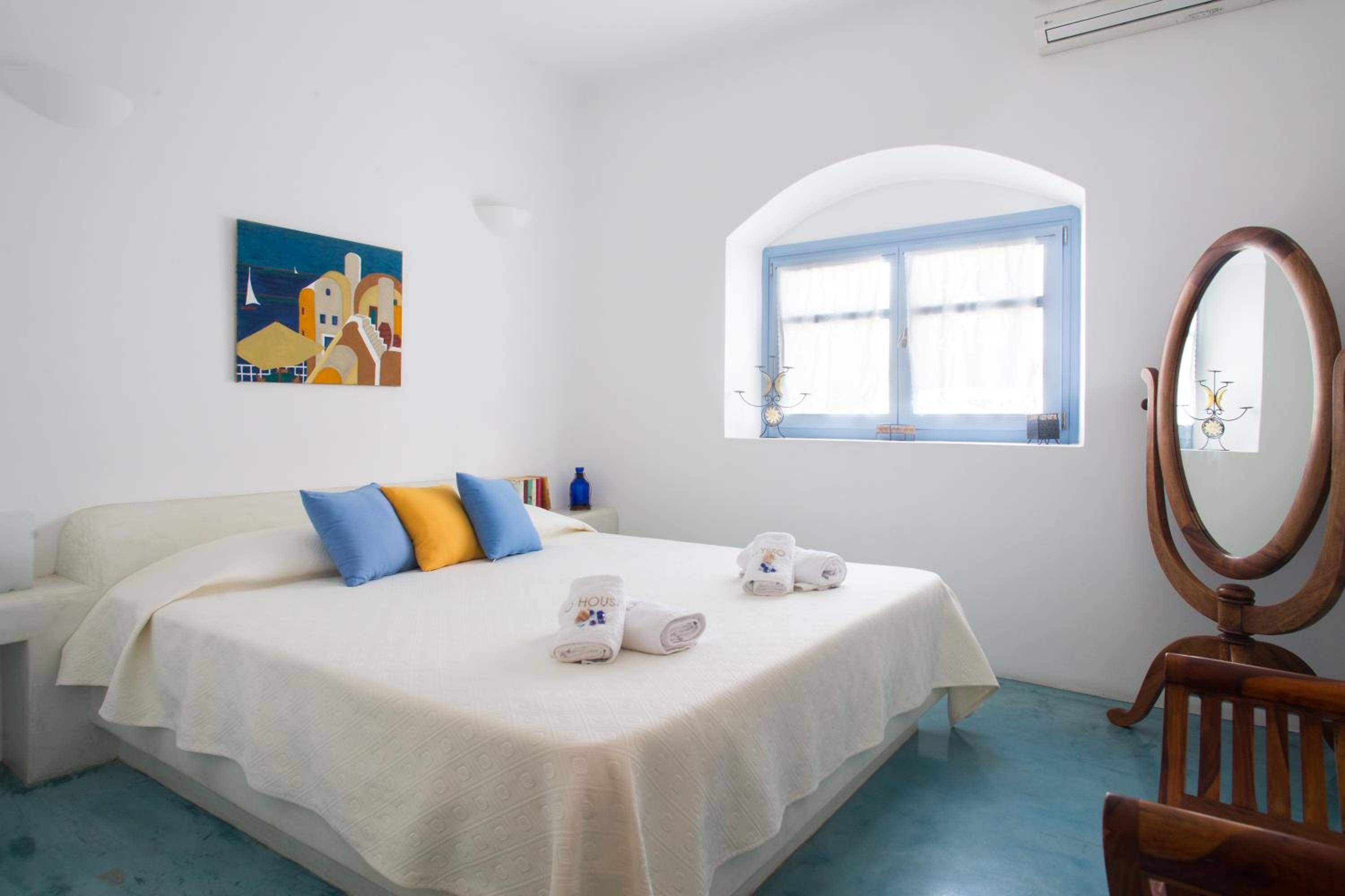Theros Houses Santorini