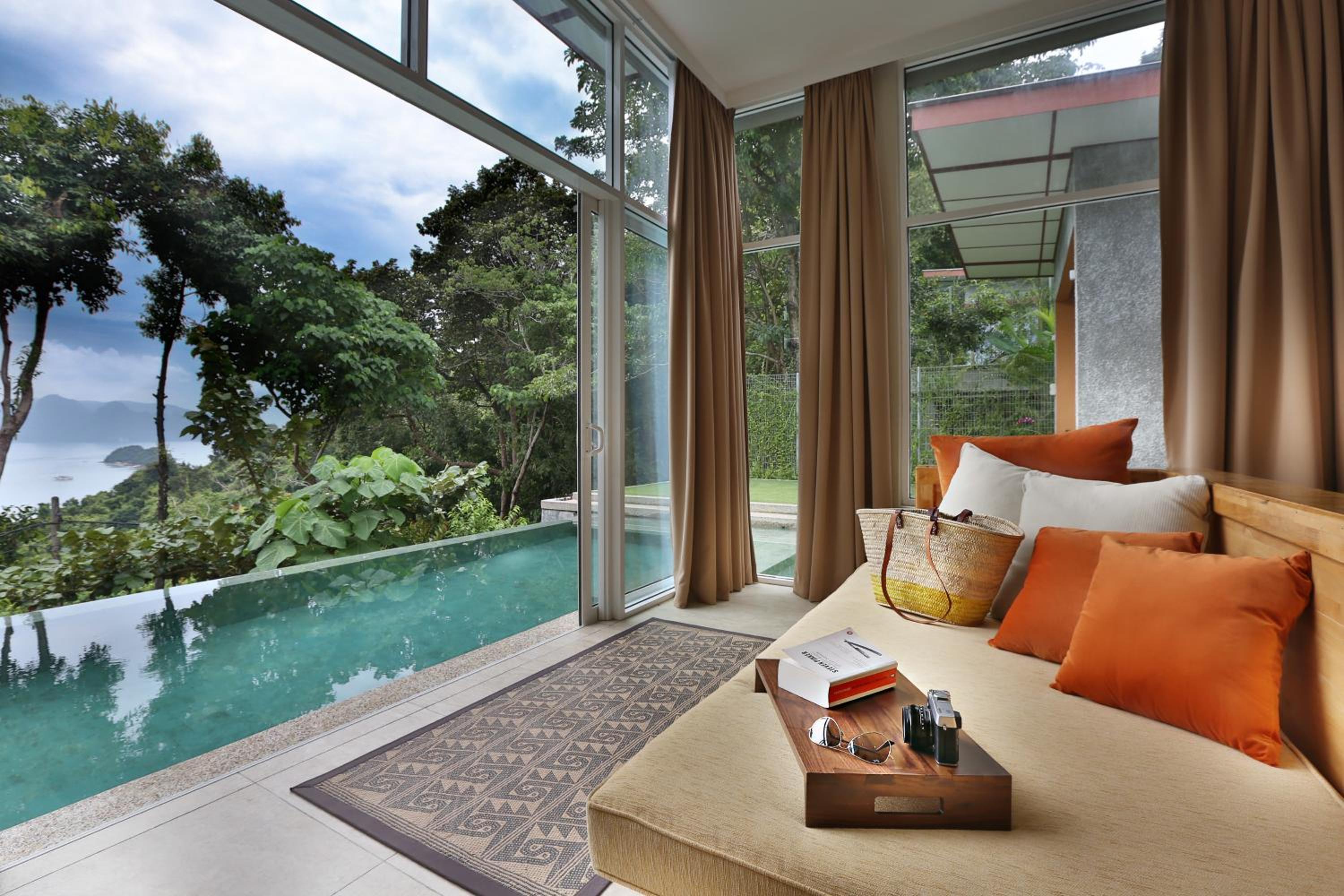 Ambong Pool Villas - Private Pool photo 4