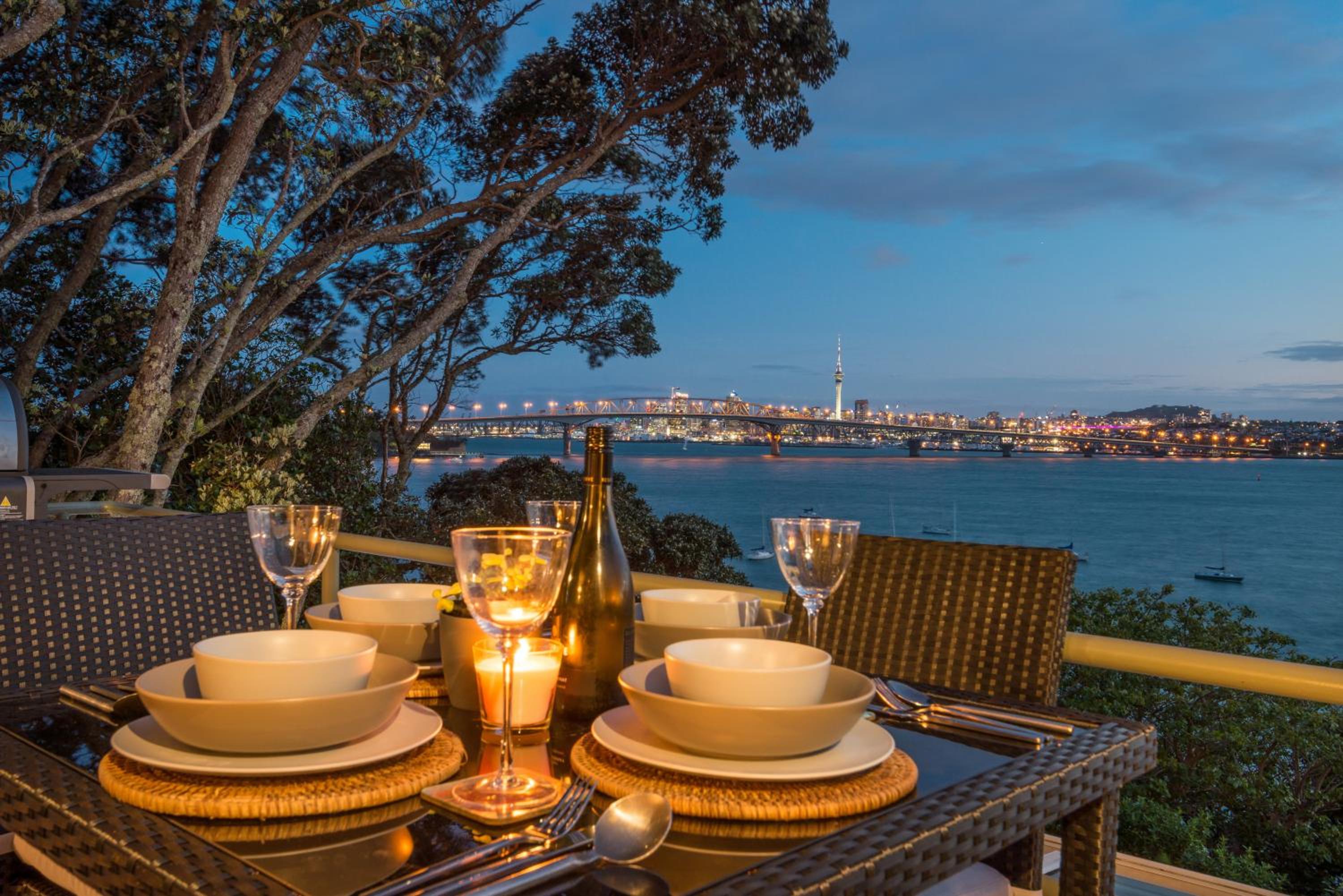 Arohanui Waterfront Villa — Auckland
