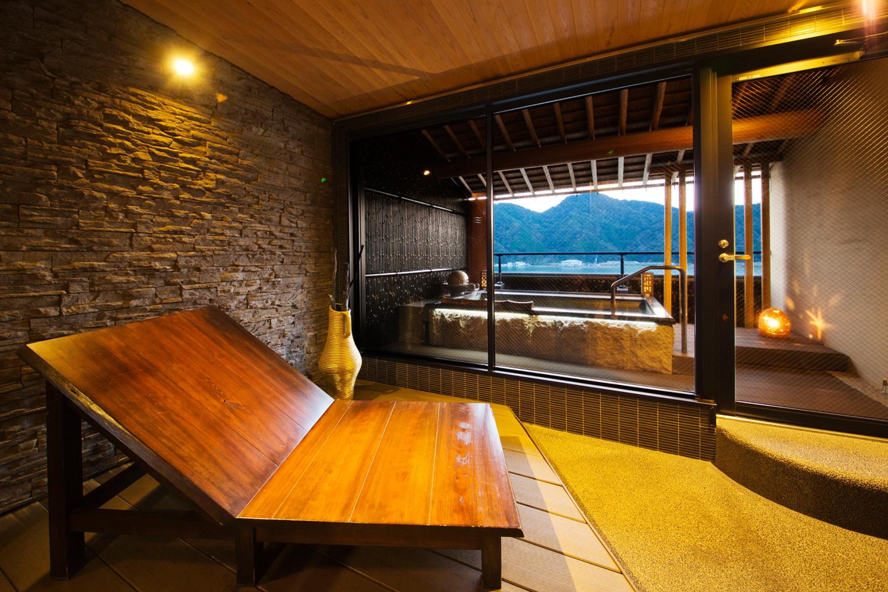 Kawaguchiya Kinosaki Riverside Hotel