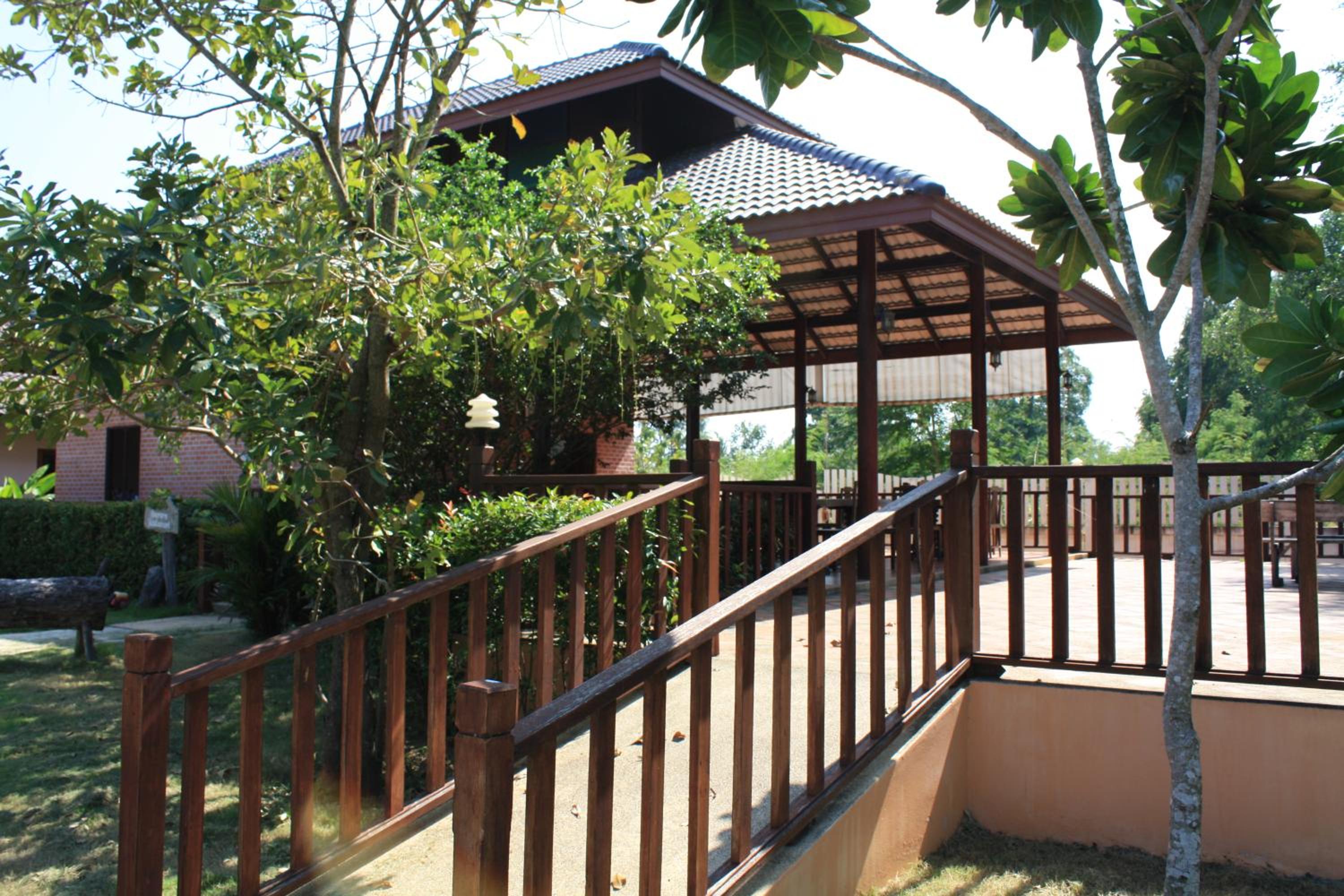 Waterside Resort