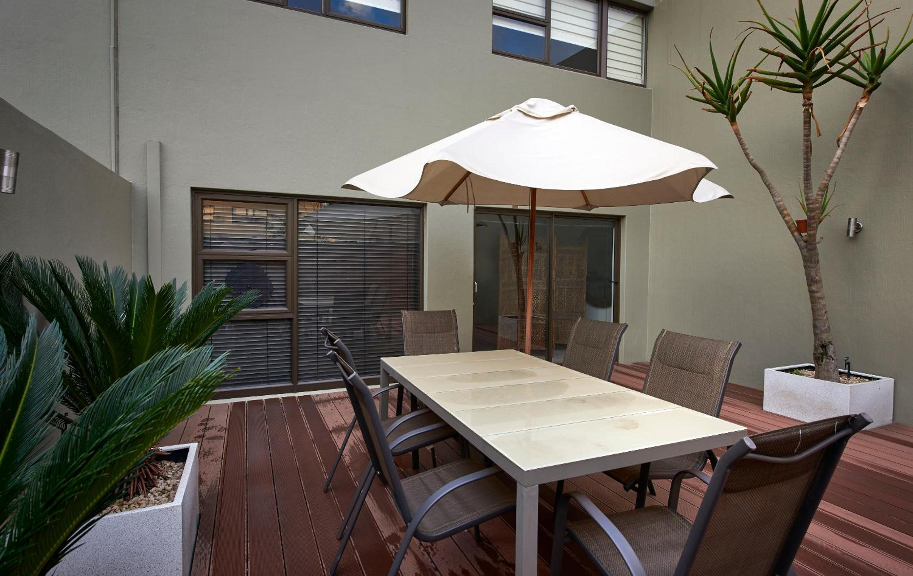 Dynasty Forest Sandown Serviced Apartments & Self Catering Hotel