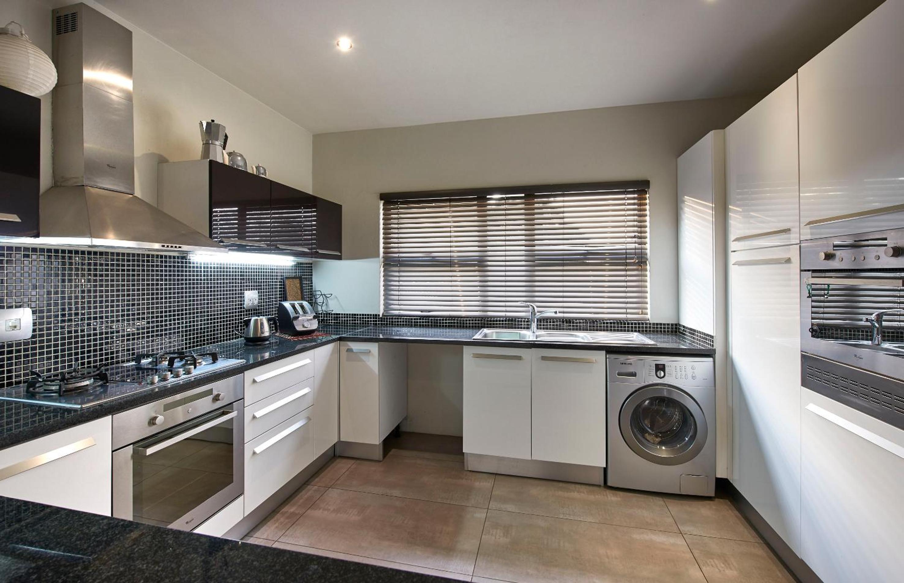 Dynasty Forest Sandown Serviced Apartments & Self Catering Hotel