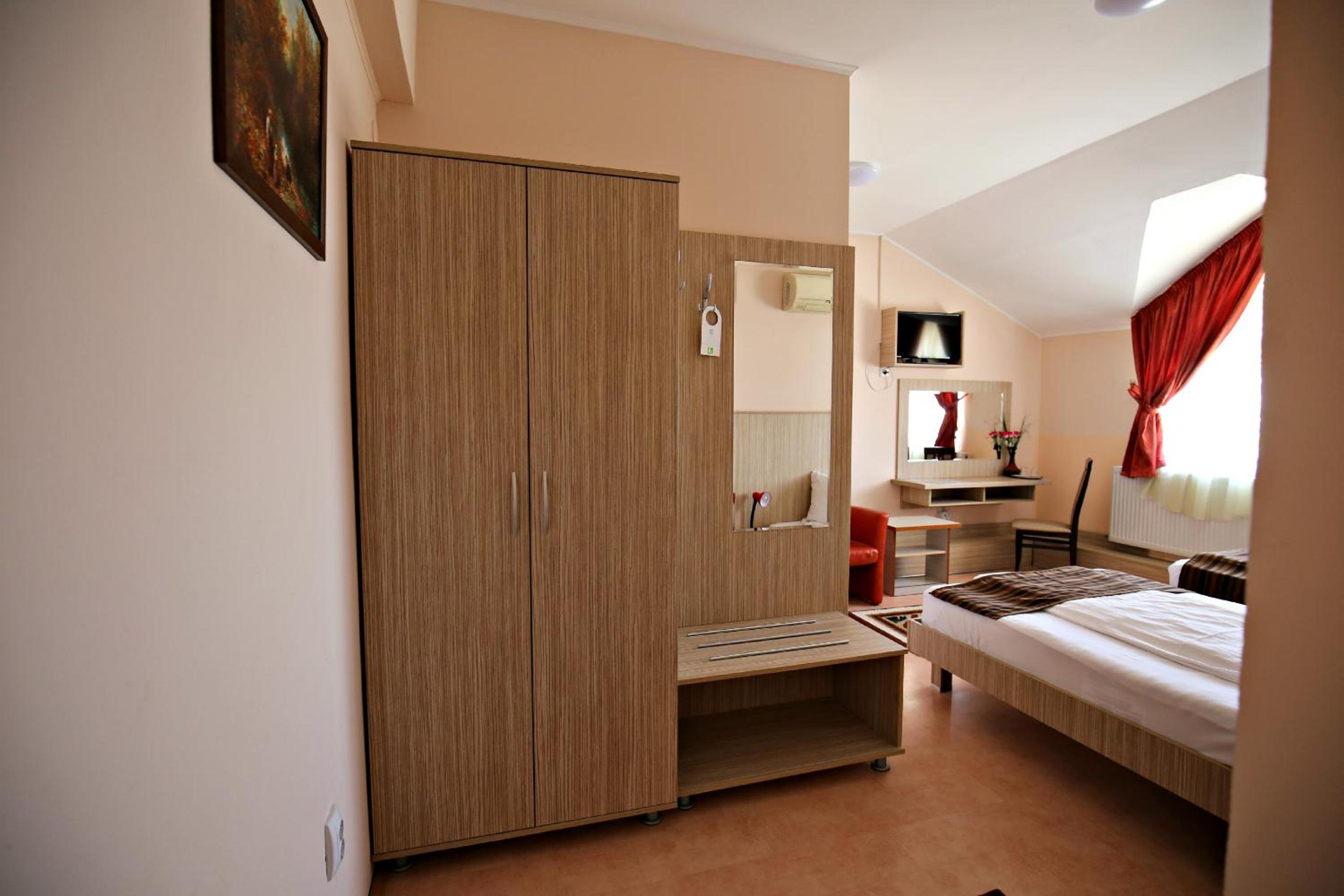 Pension Varadia