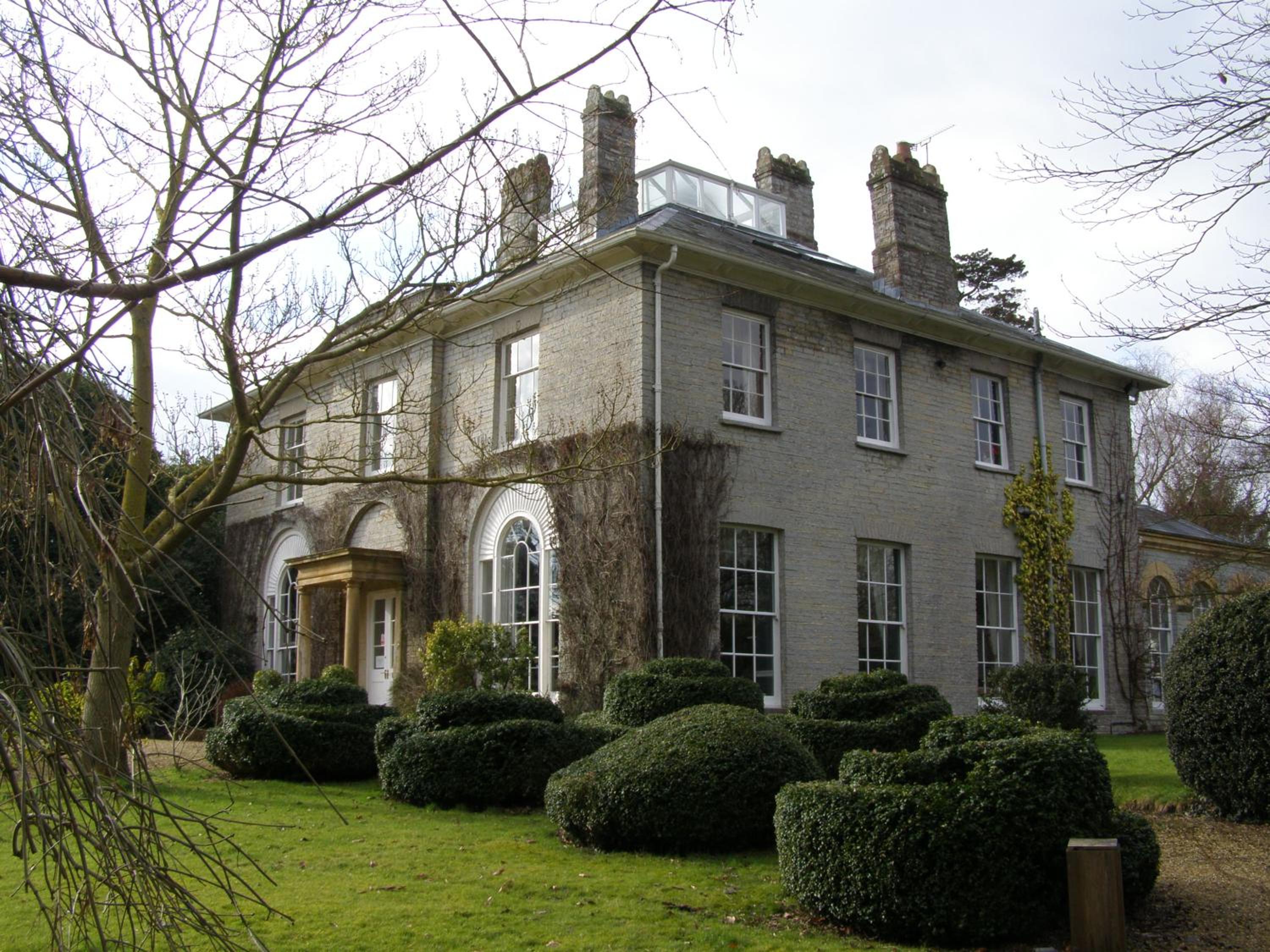 The Lynch Country House