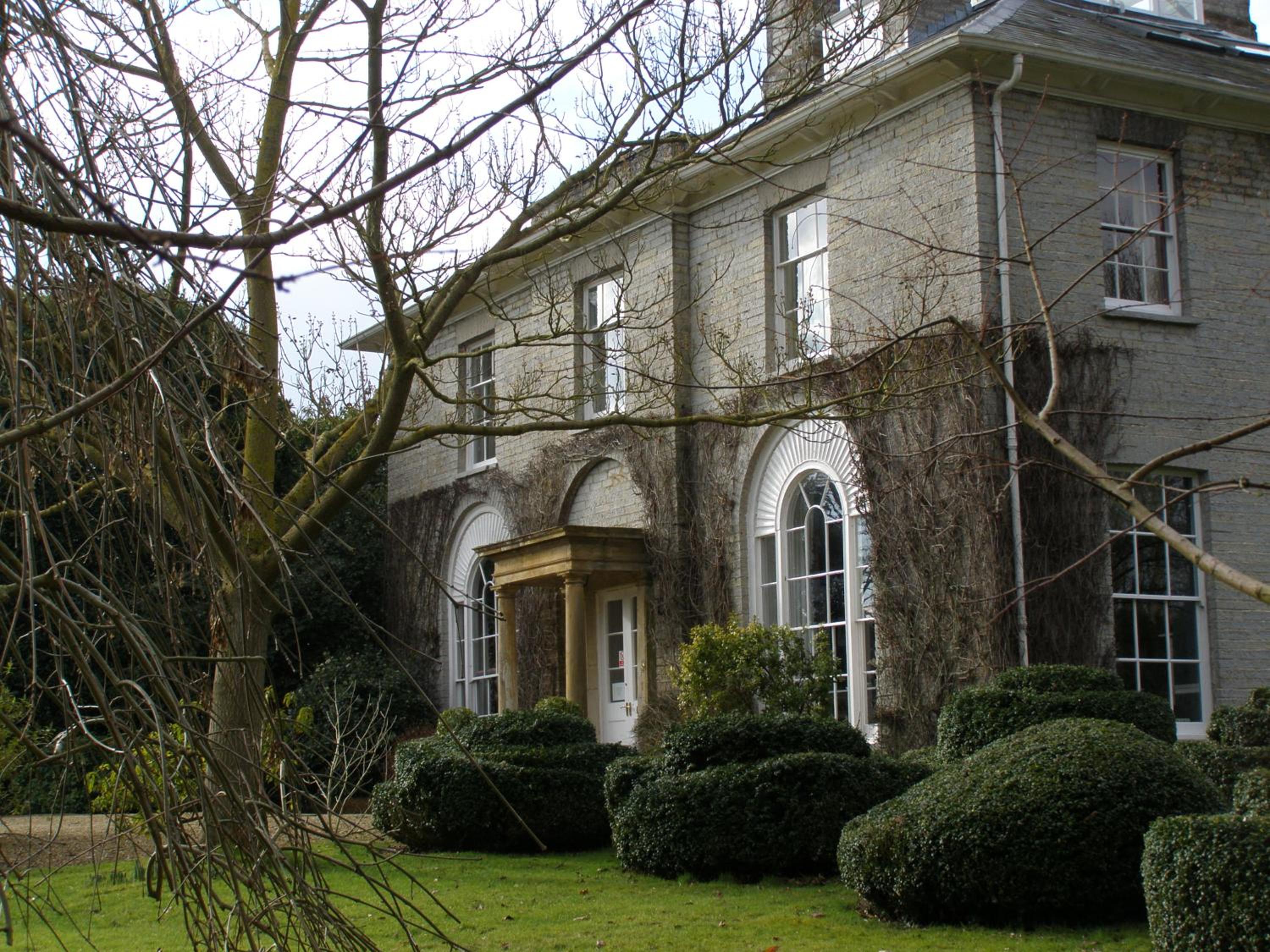 The Lynch Country House