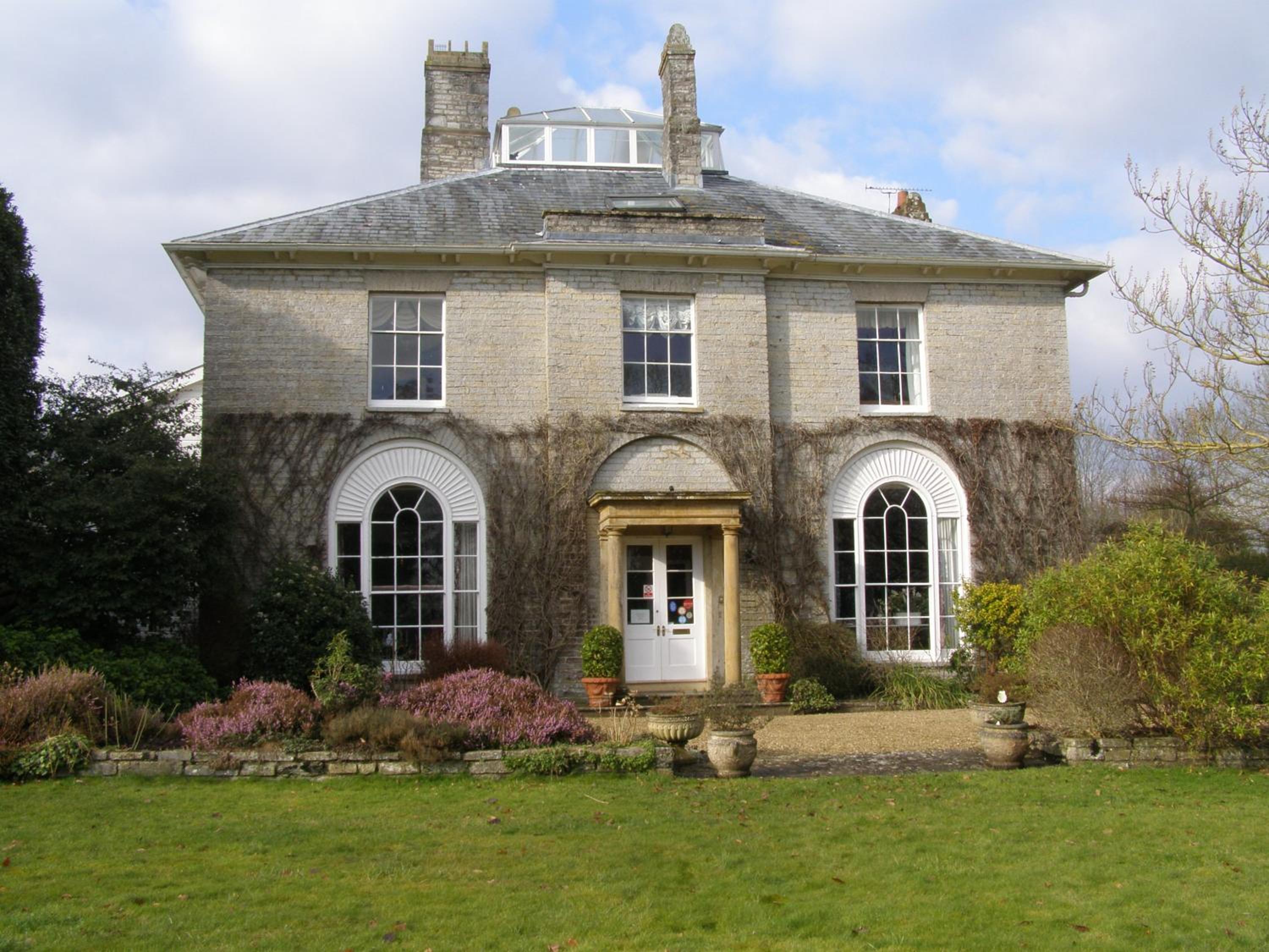 The Lynch Country House