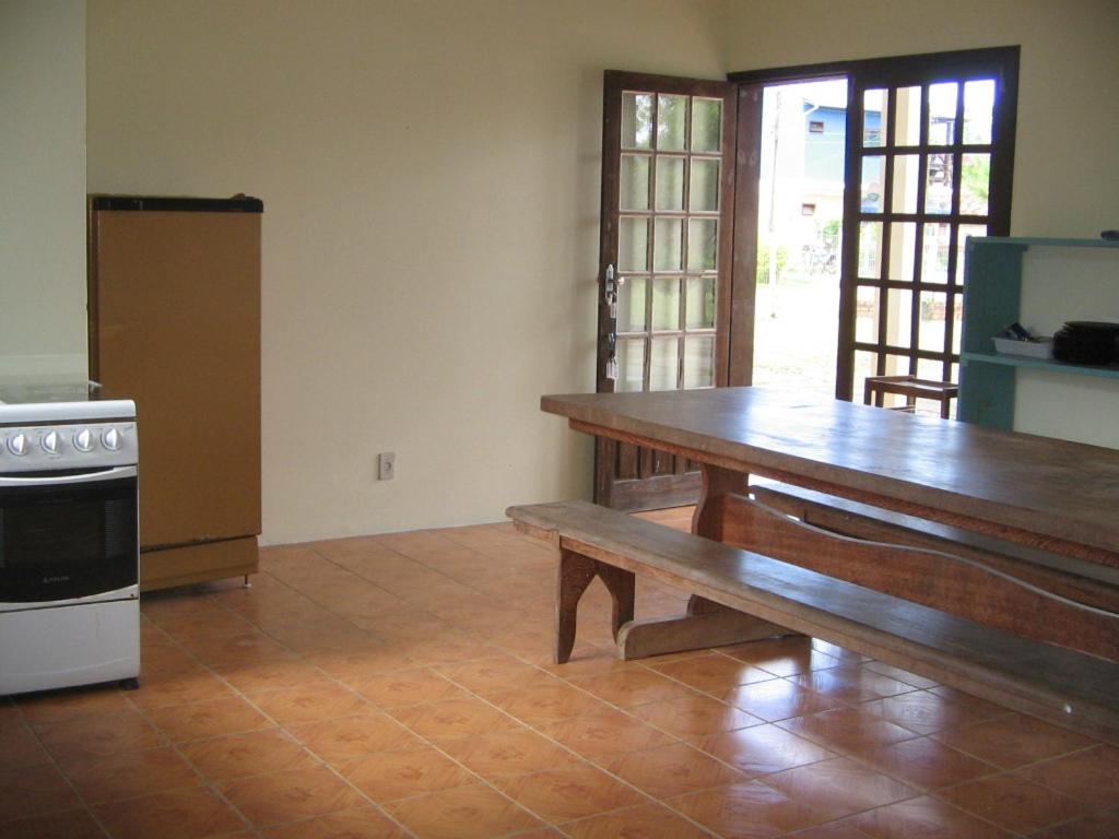 Casa Amarela Grande Ferrugem