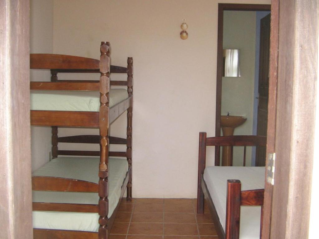 Casa Amarela Grande Ferrugem