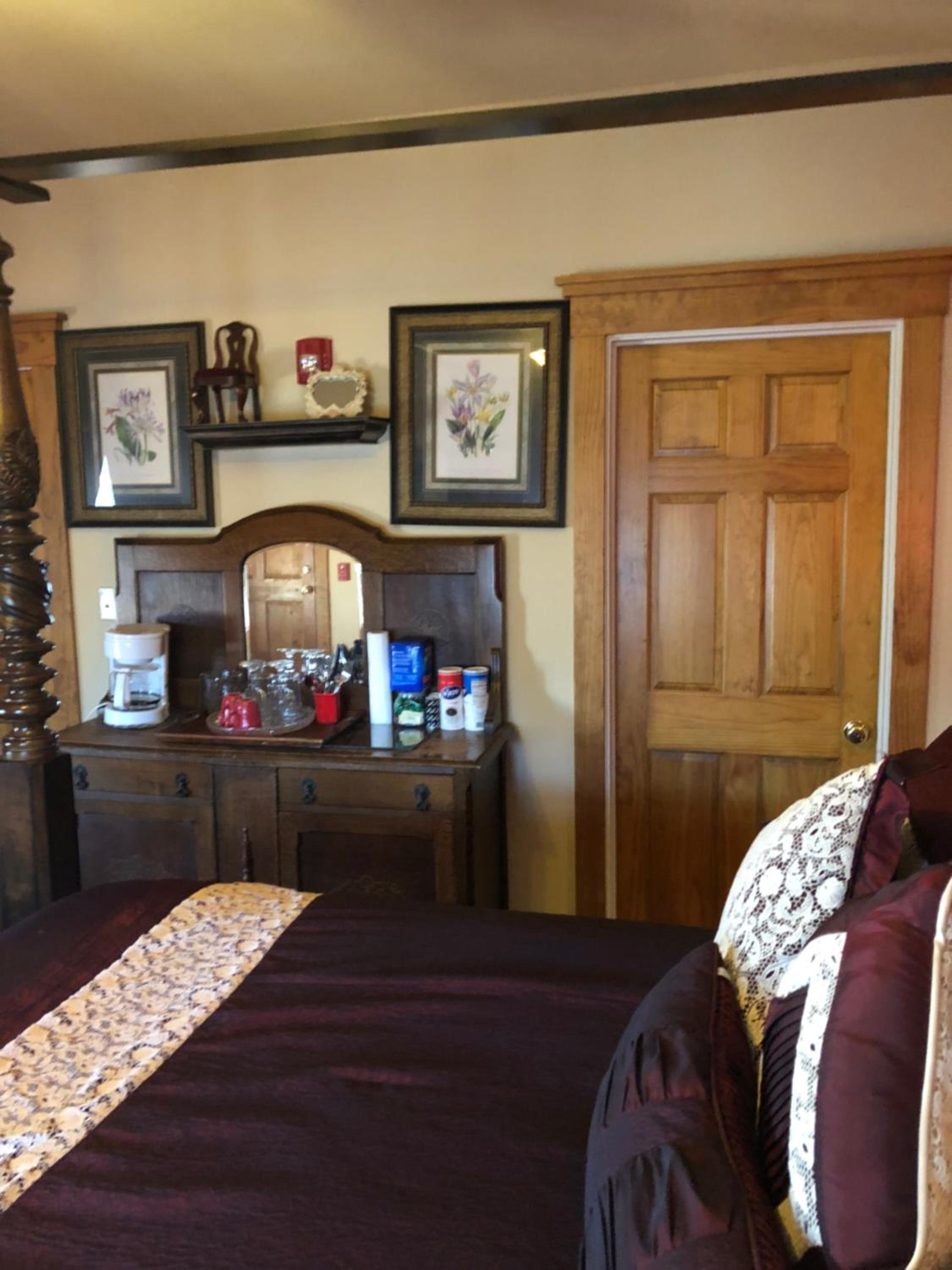 All Seasons Inn