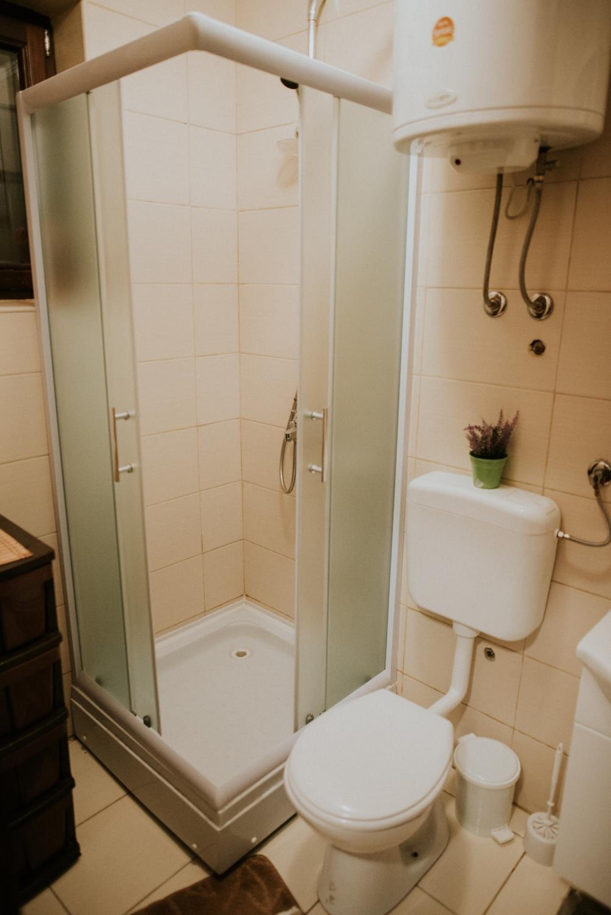 Apartment T&T