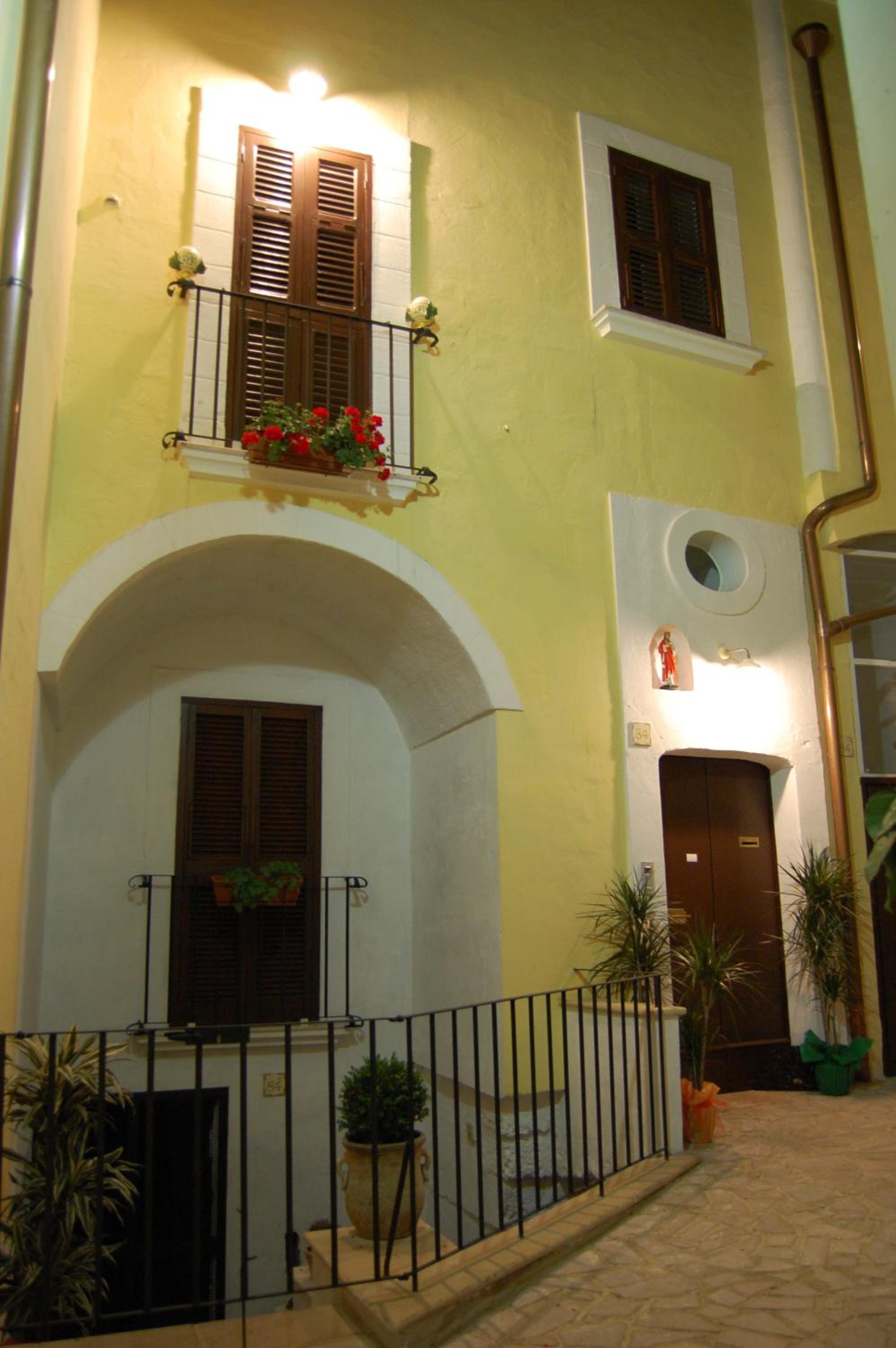 Photo 20