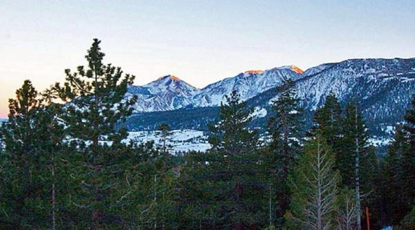 Mammoth Point by 101 Great Escapes