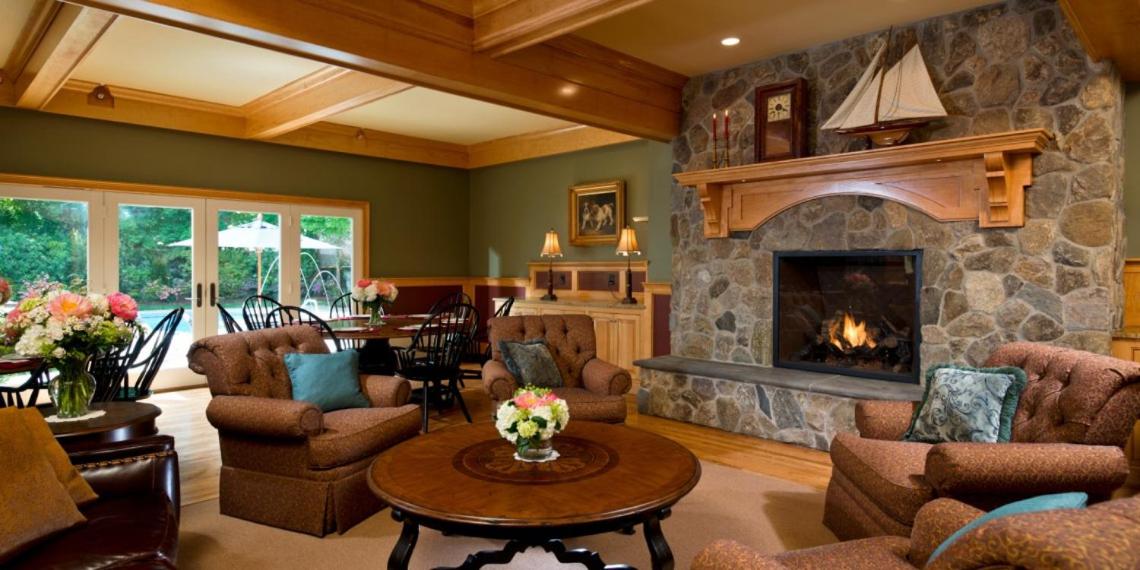 The Winstead Inn