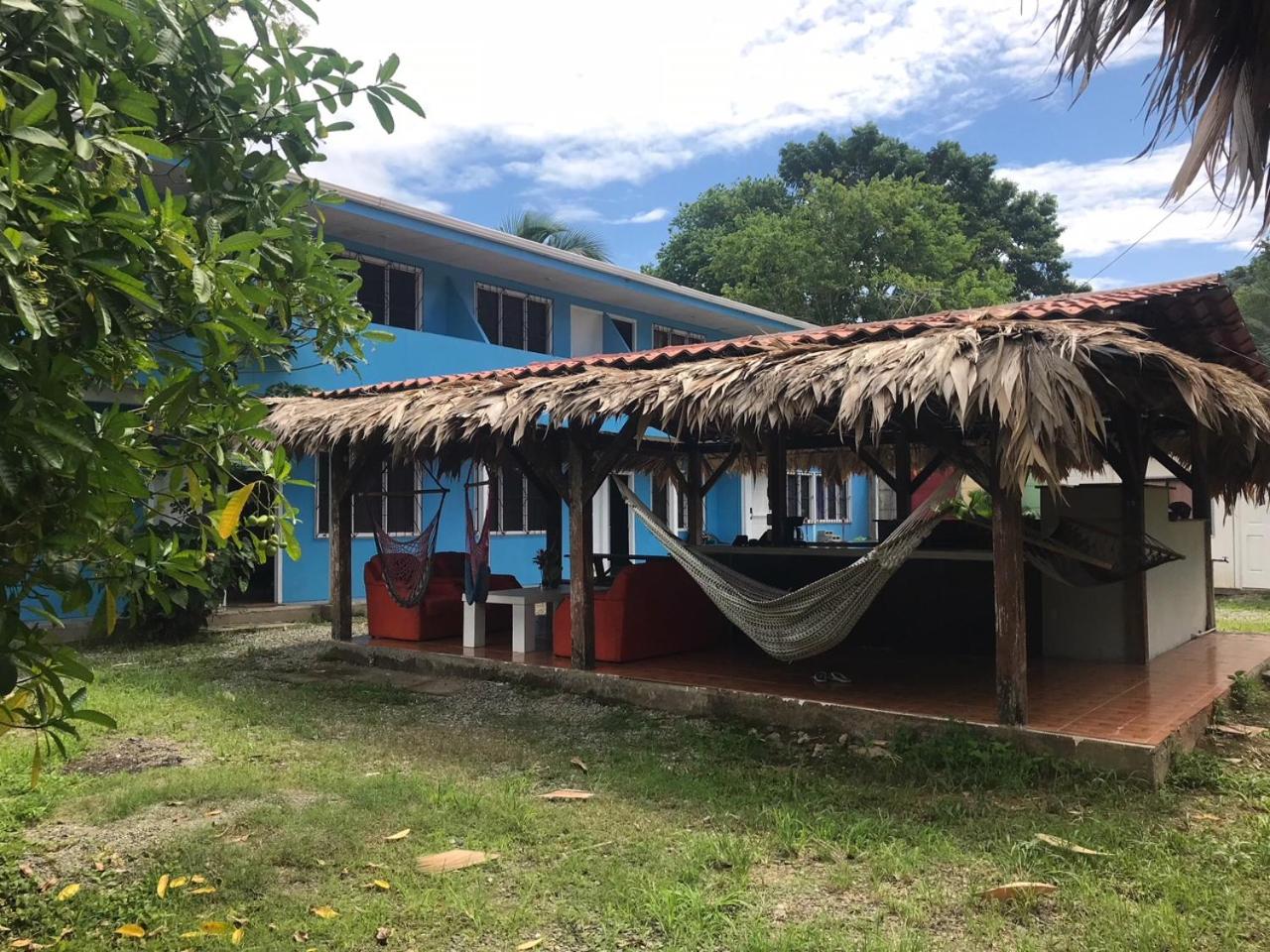 Hotel One Love Puerto Viejo