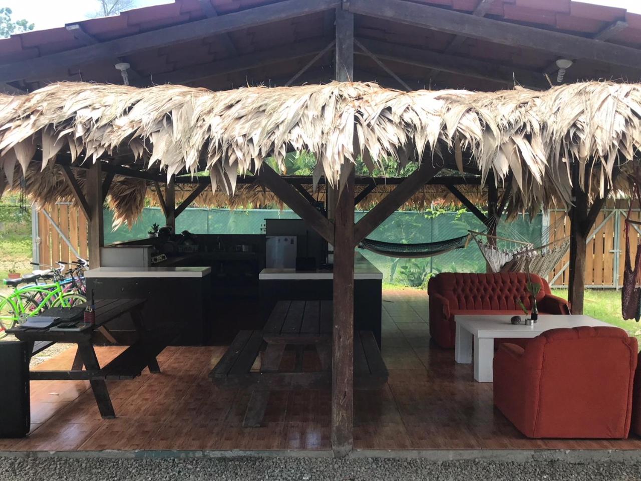 Hotel One Love Puerto Viejo