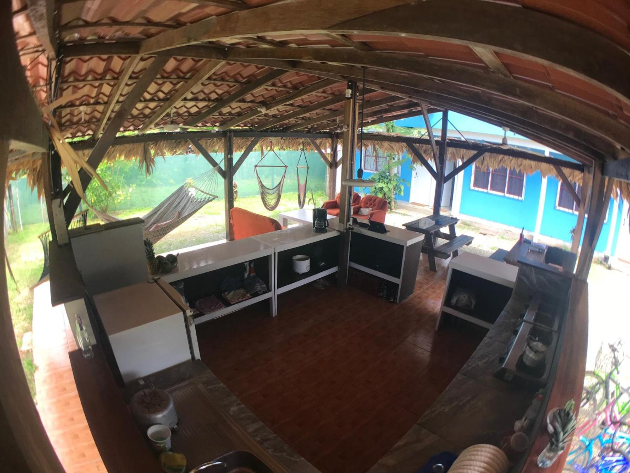 Hotel One Love Puerto Viejo