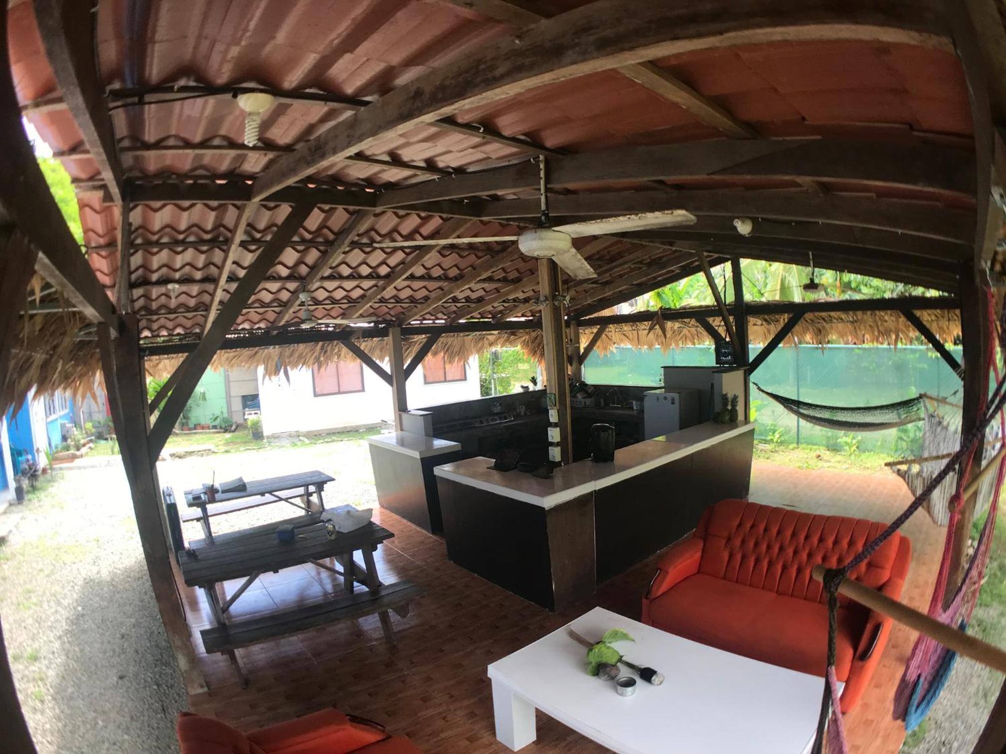 Hotel One Love Puerto Viejo