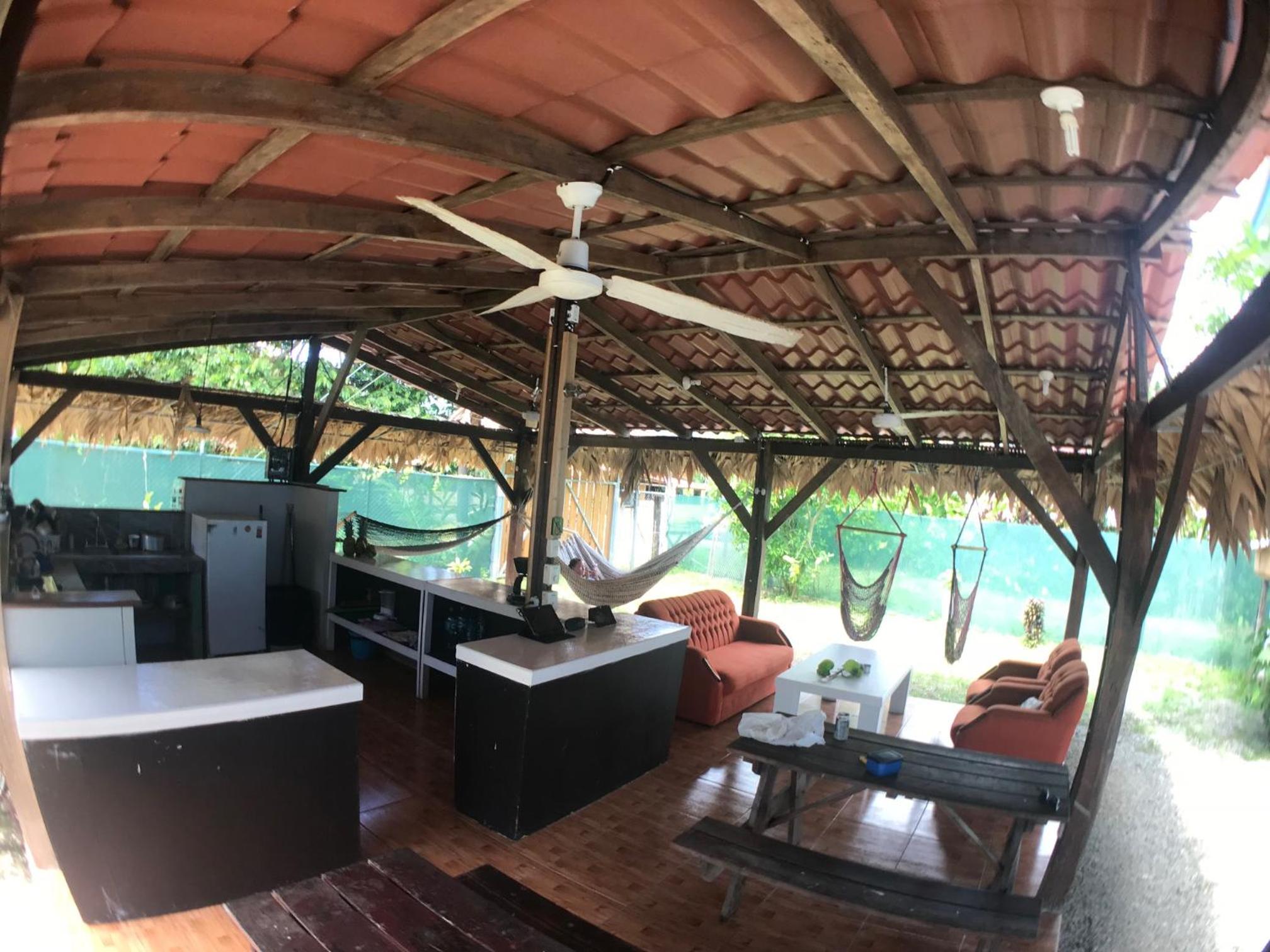 Hotel One Love Puerto Viejo