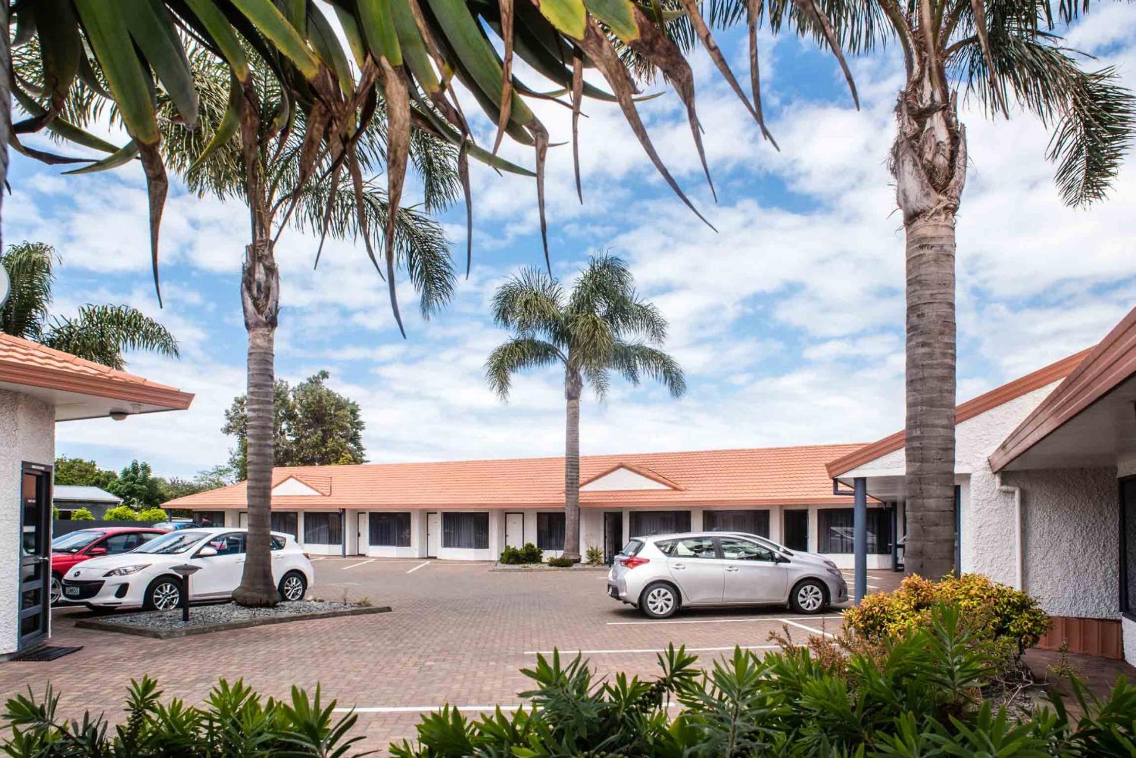White Heron Motor Lodge