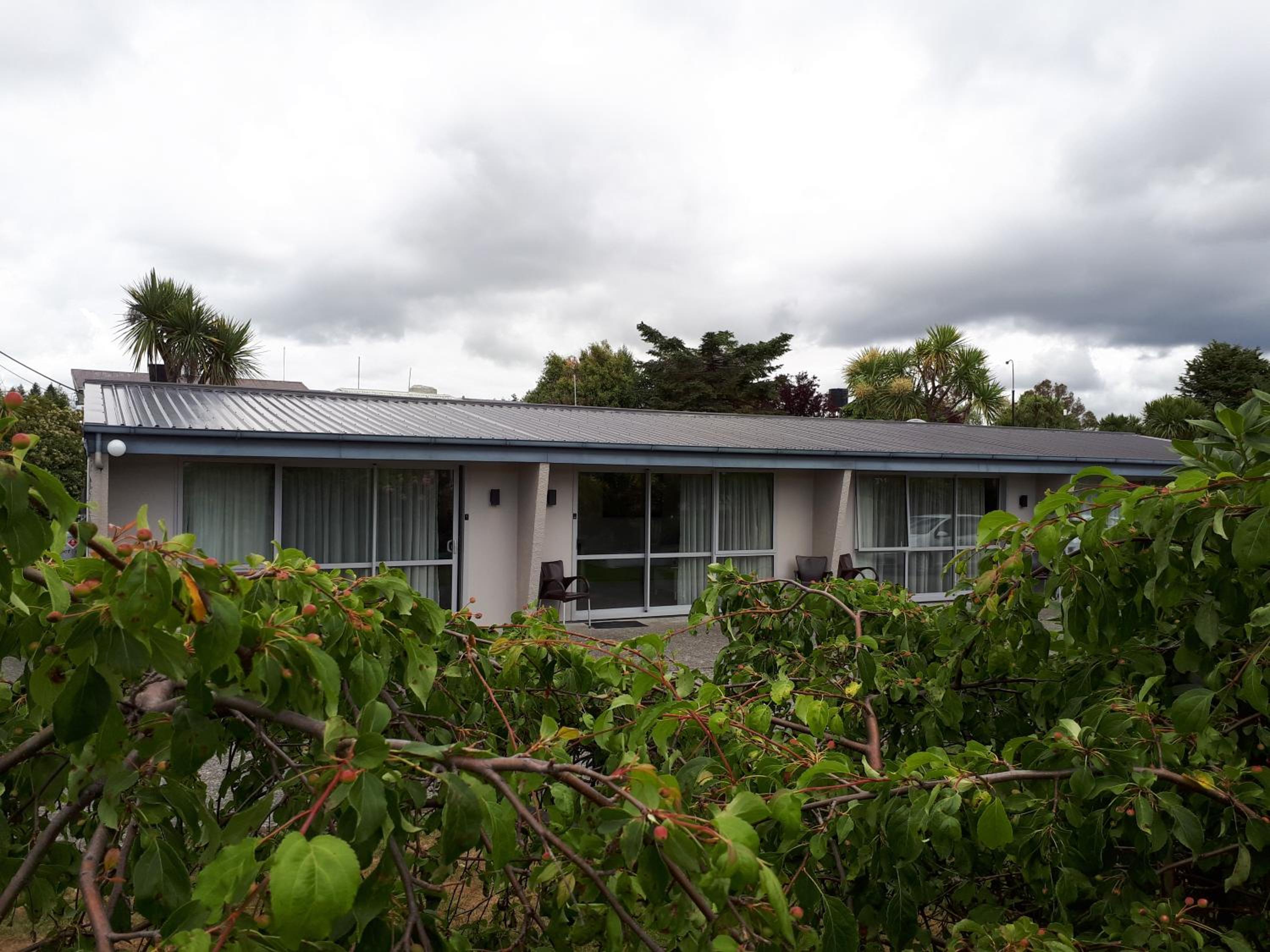 Edgewater Motel